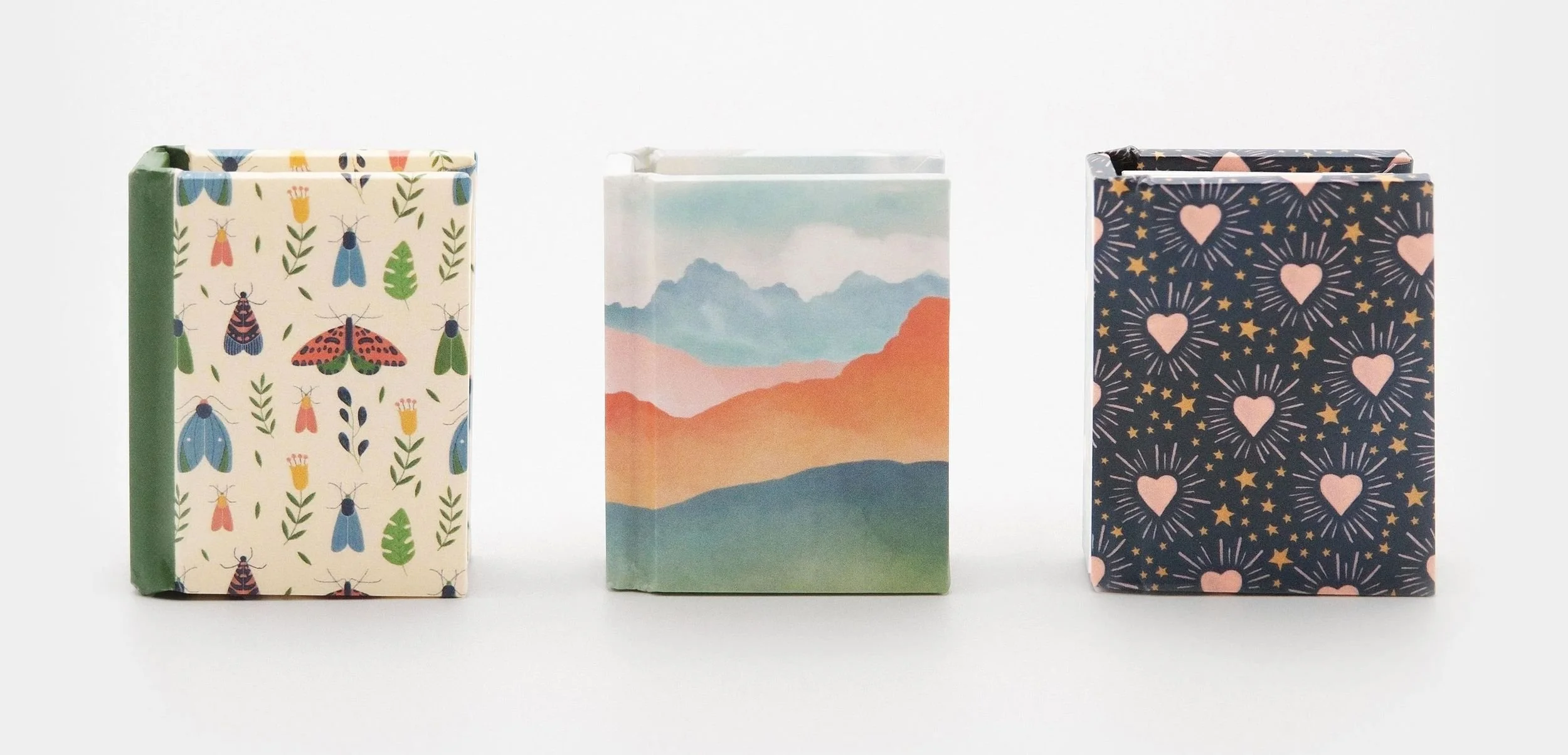 THE TINY PORTFOLIO THAT FITS IN YOUR POCKET