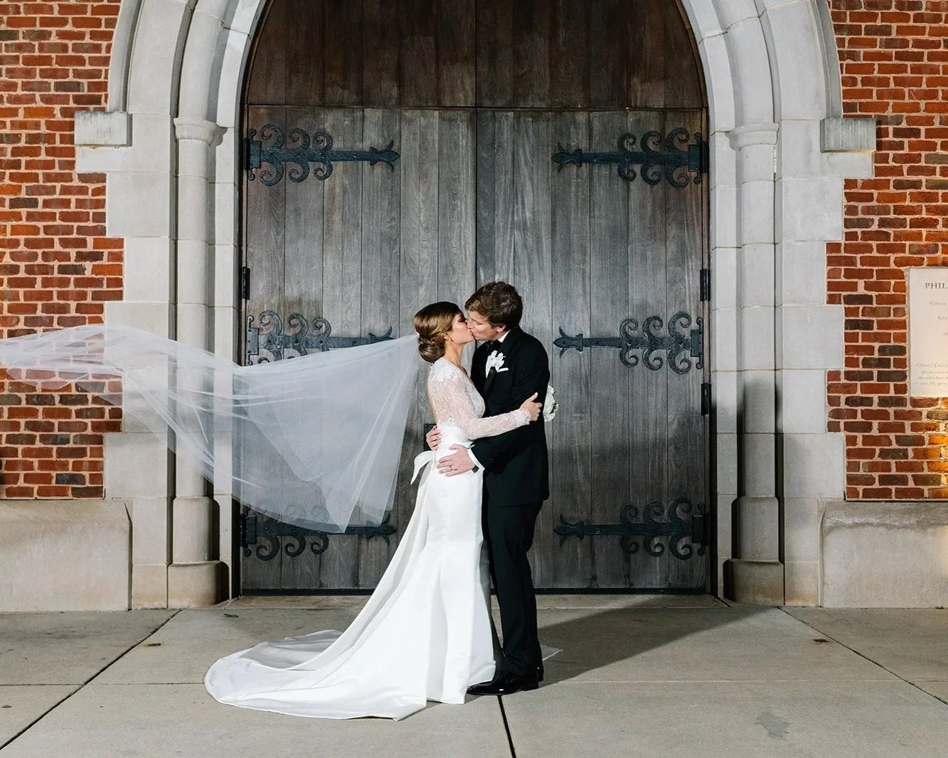 What Time Should Hair &amp; Makeup Start on Your Wedding Day? (Wilmington, NC Guide)