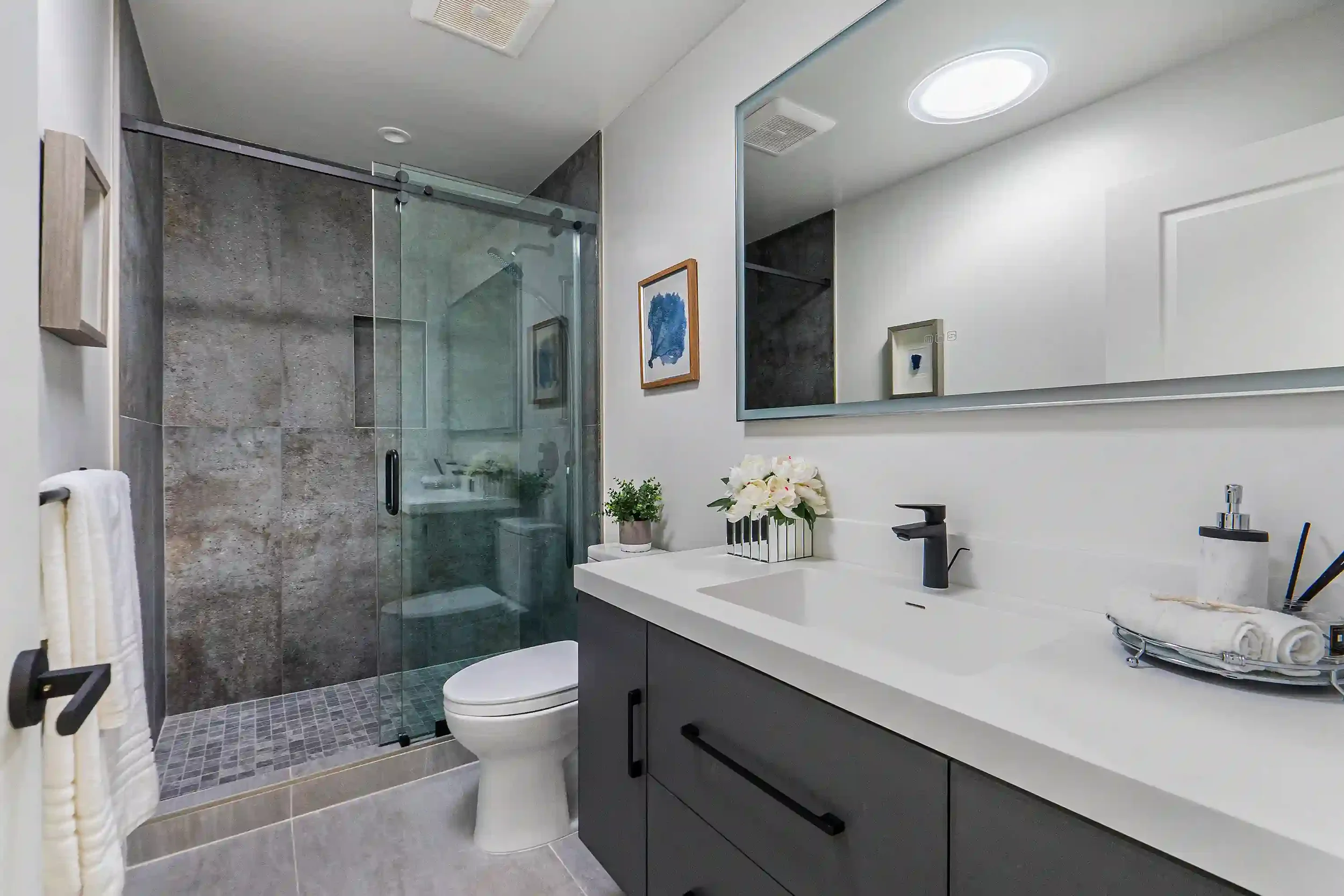 Spacious bathroom in modern ADU, showcasing design and structural engineering expertise by Massoudi Consulting Engineers in San Francisco