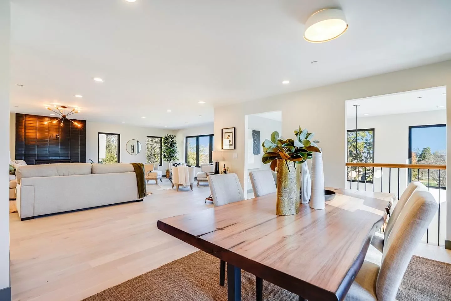 Structural support for expansive kitchen-living room transition with framed window wall