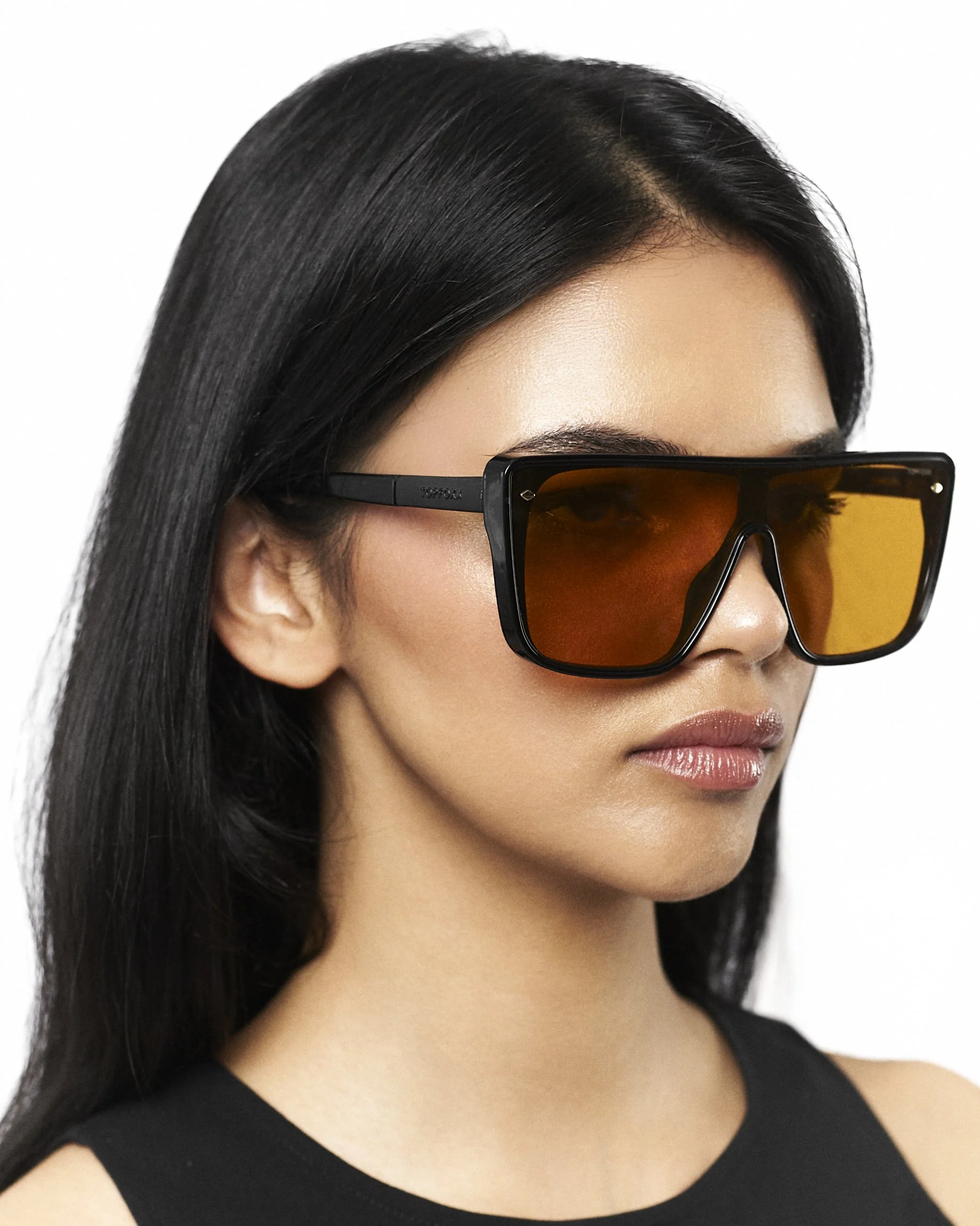 Topfoxx Sunglasses – Ecommerce Photographer