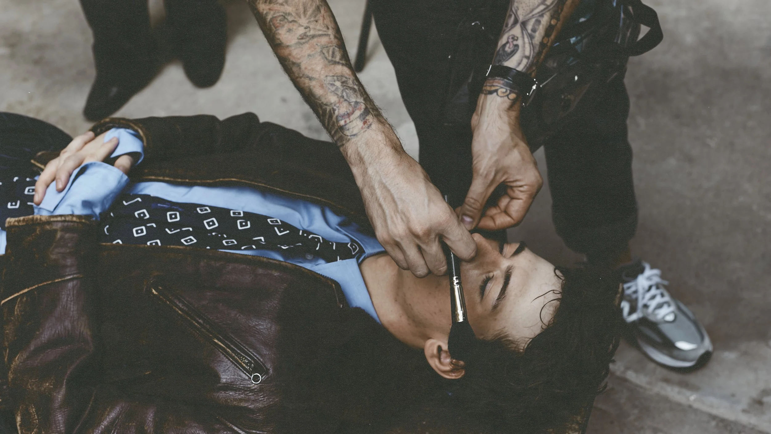 NICLAZO-Esquire VIETNAM [BTS] 1.jpg