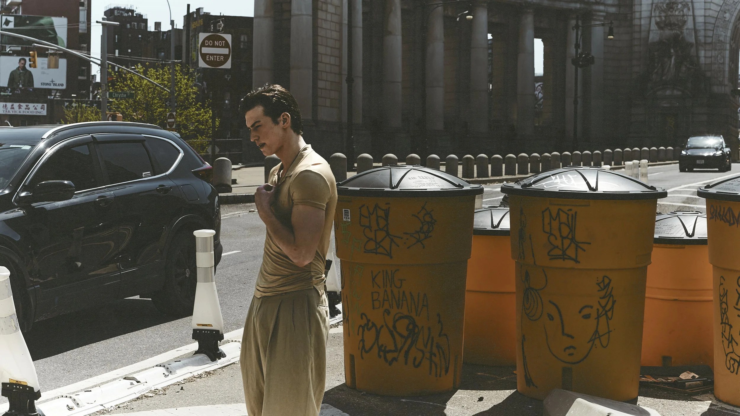 NICLAZO-Esquire VIETNAM [BTS] 4.jpg