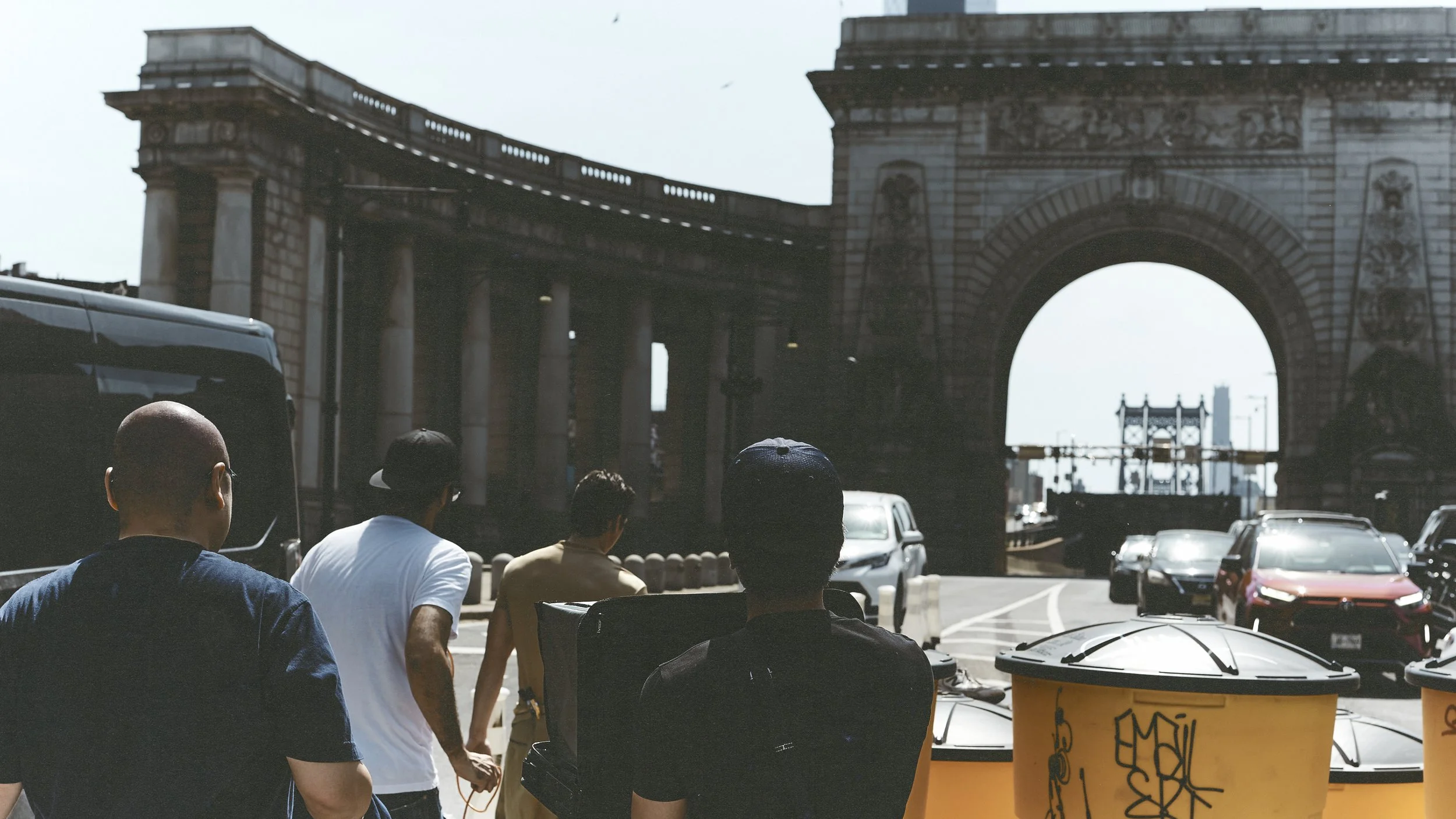 NICLAZO-Esquire VIETNAM [BTS] 6.jpg