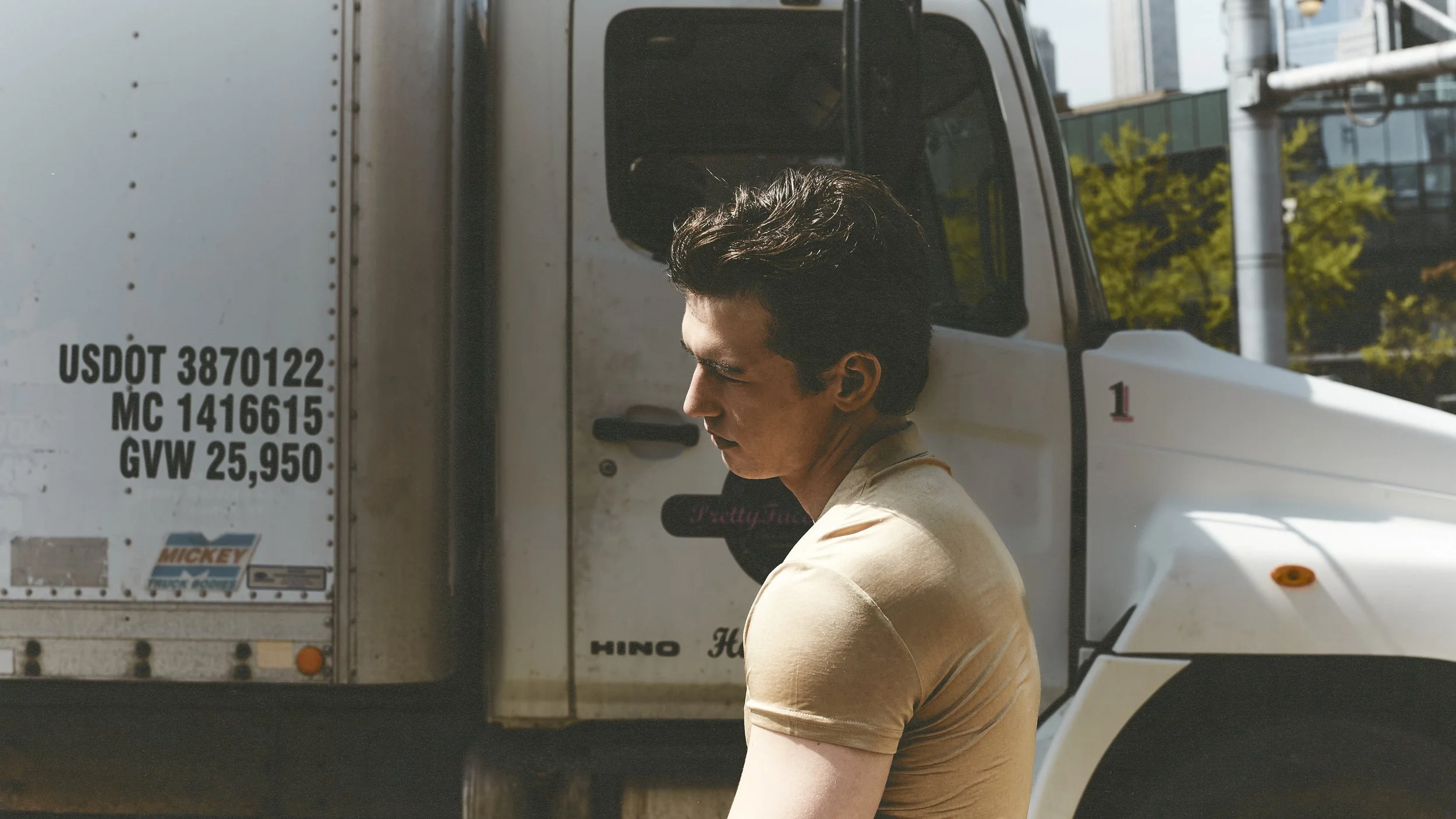 NICLAZO-Esquire VIETNAM [BTS] 9.jpg