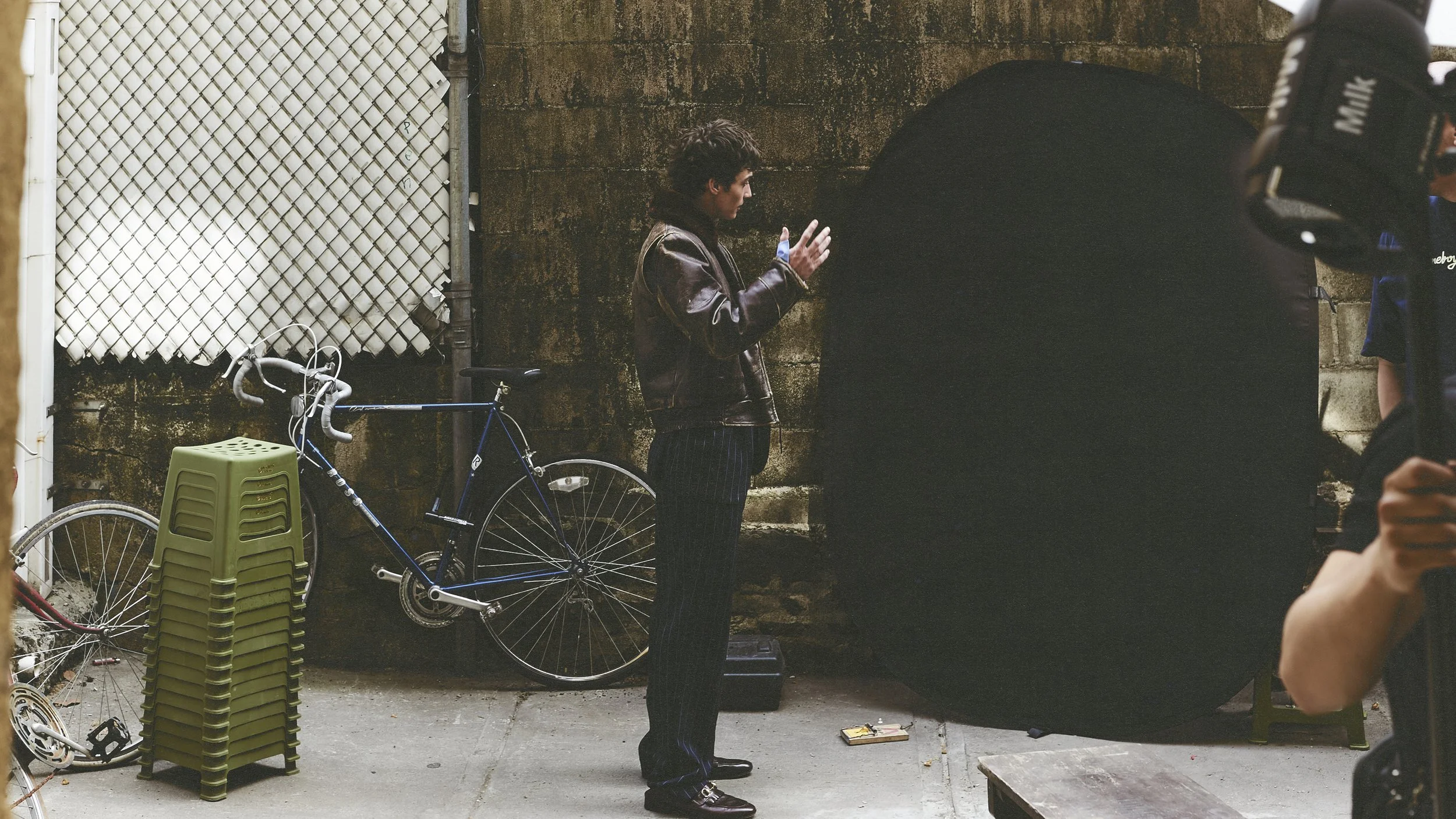 NICLAZO-Esquire VIETNAM [BTS].jpg