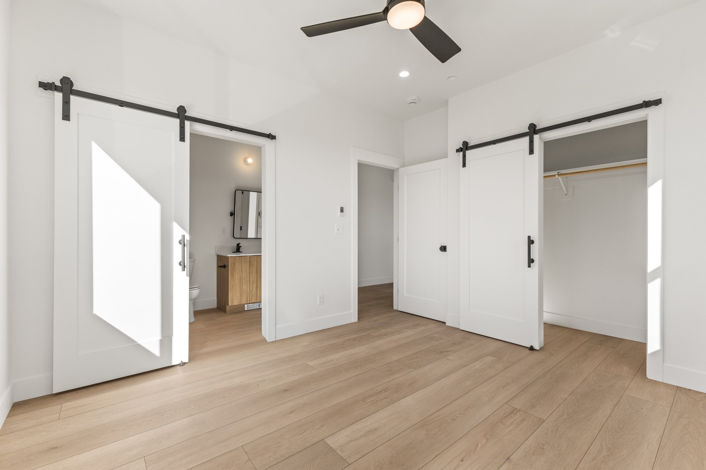 Marble Court unit 1- mls res-43.jpg