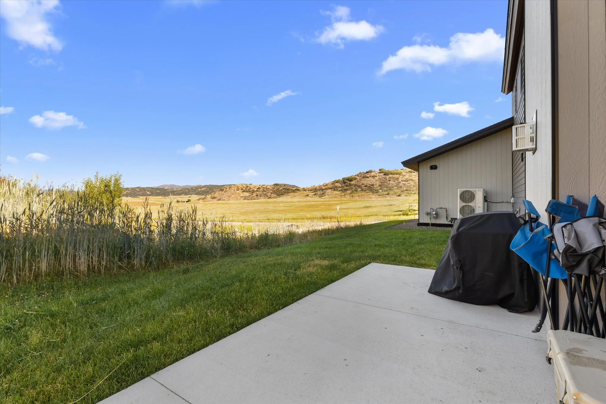 20-3327 Emerson Trail.jpg