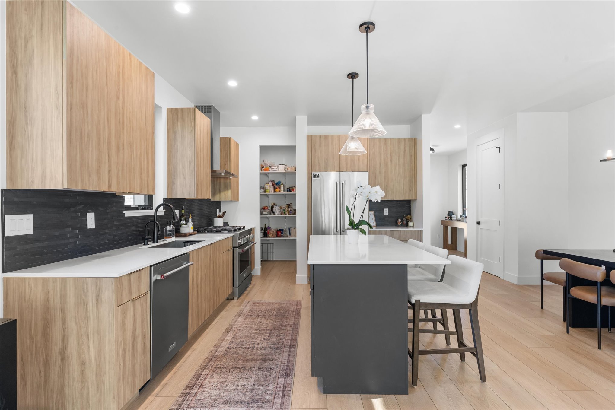 02-3327 Emerson Trail.jpg