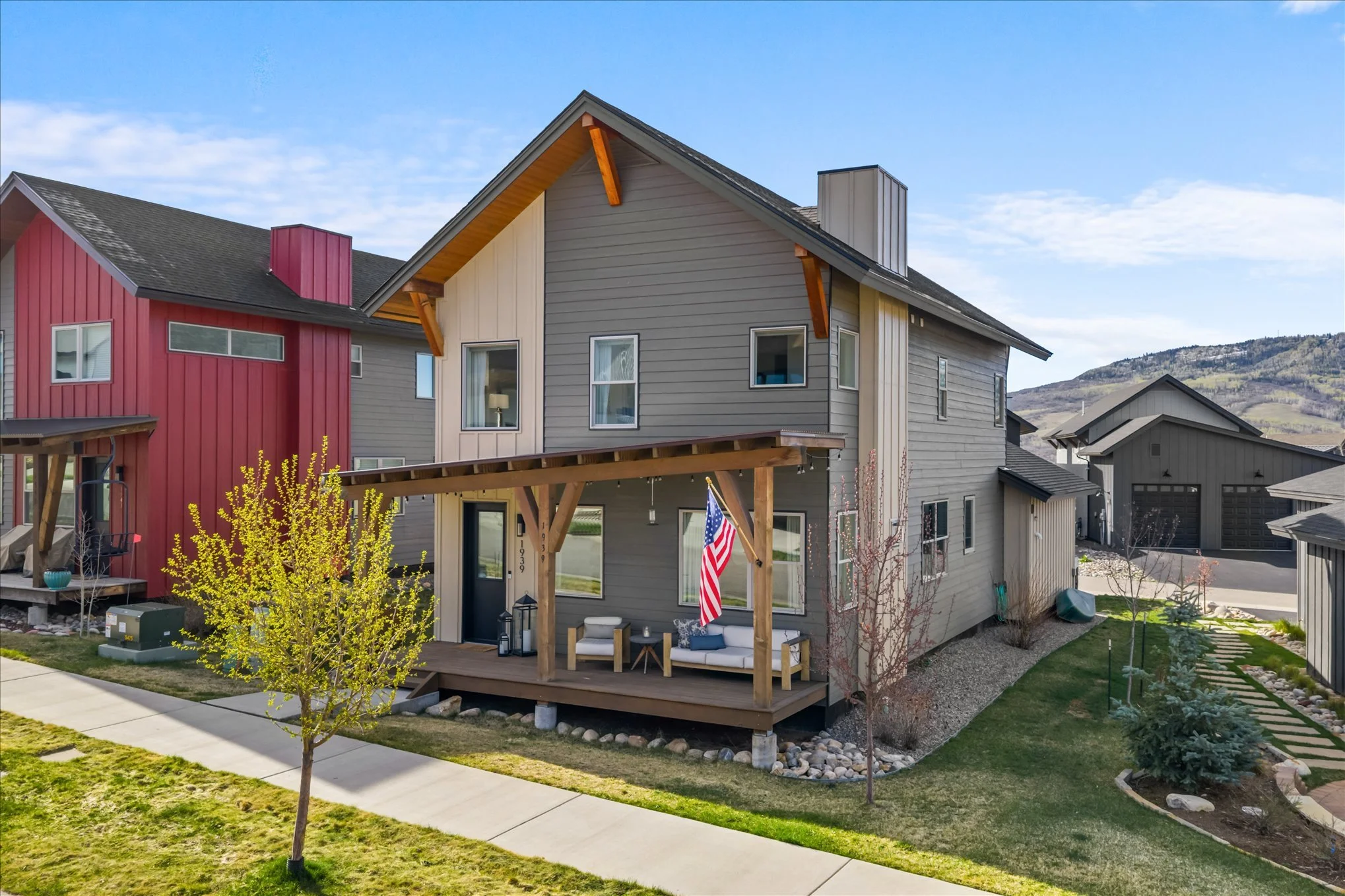 03-Spring Exterior.jpg