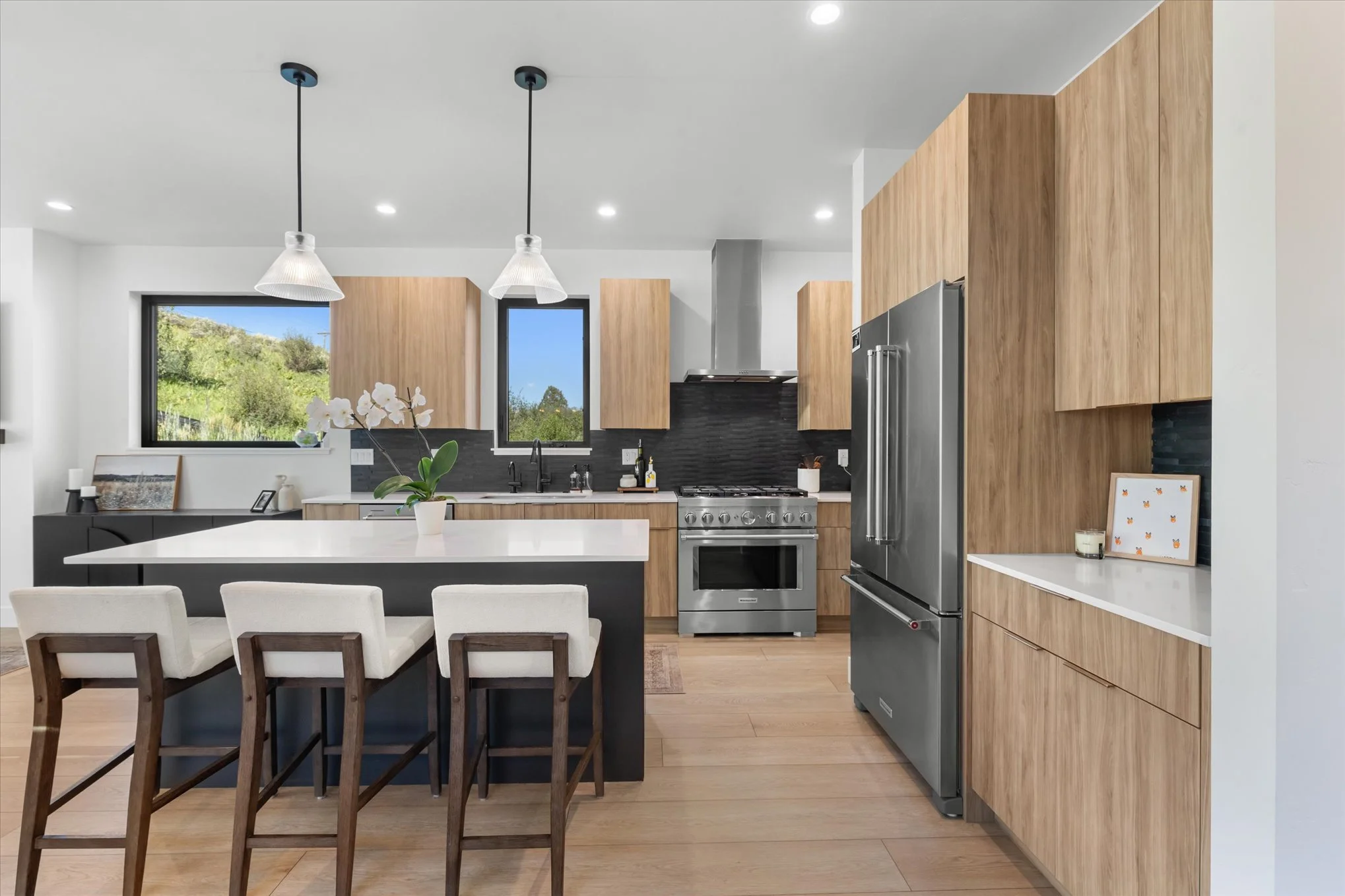 01-3327 Emerson Trail.jpg