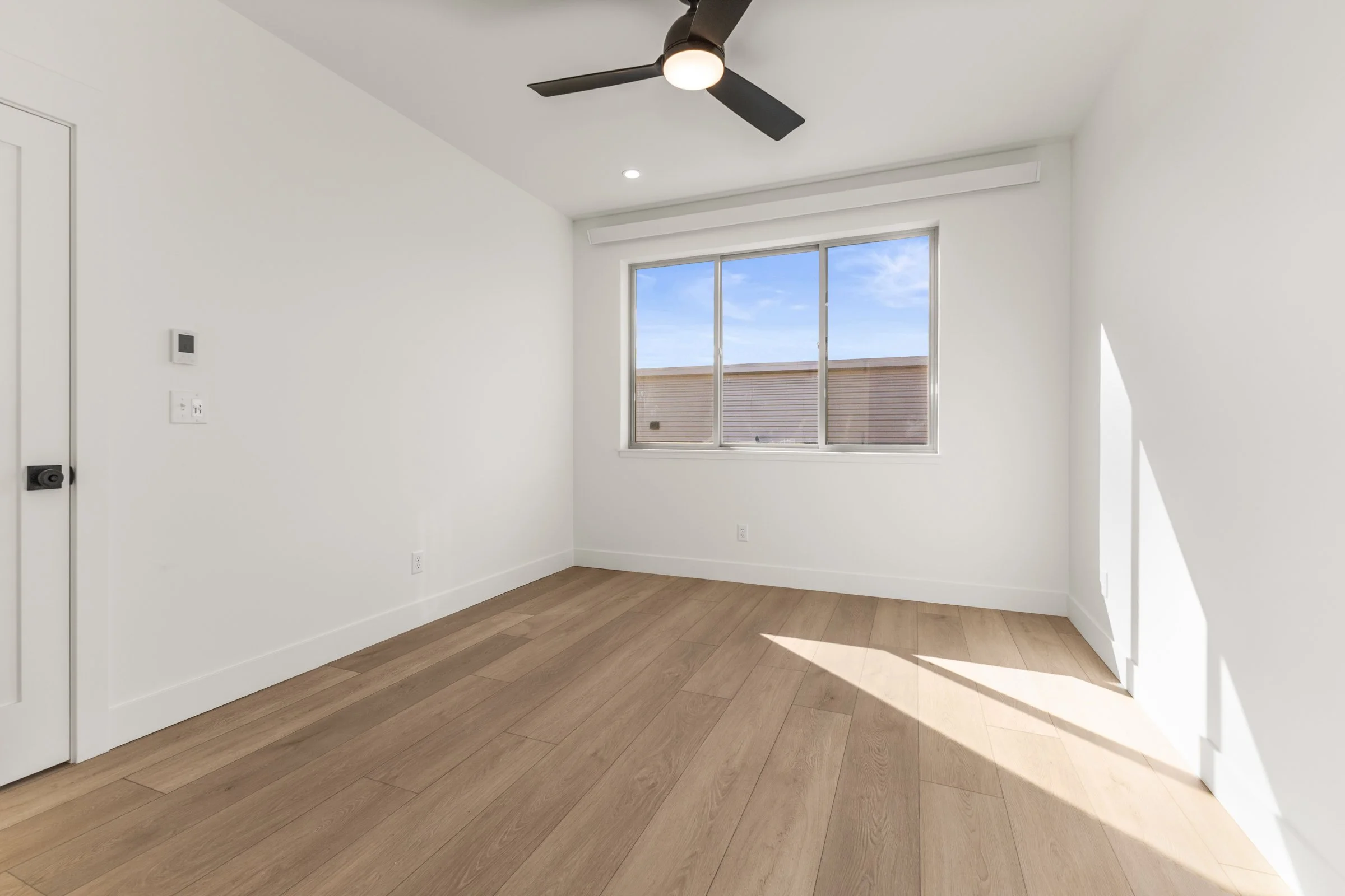 Marble Court unit 1- mls res-39.jpg