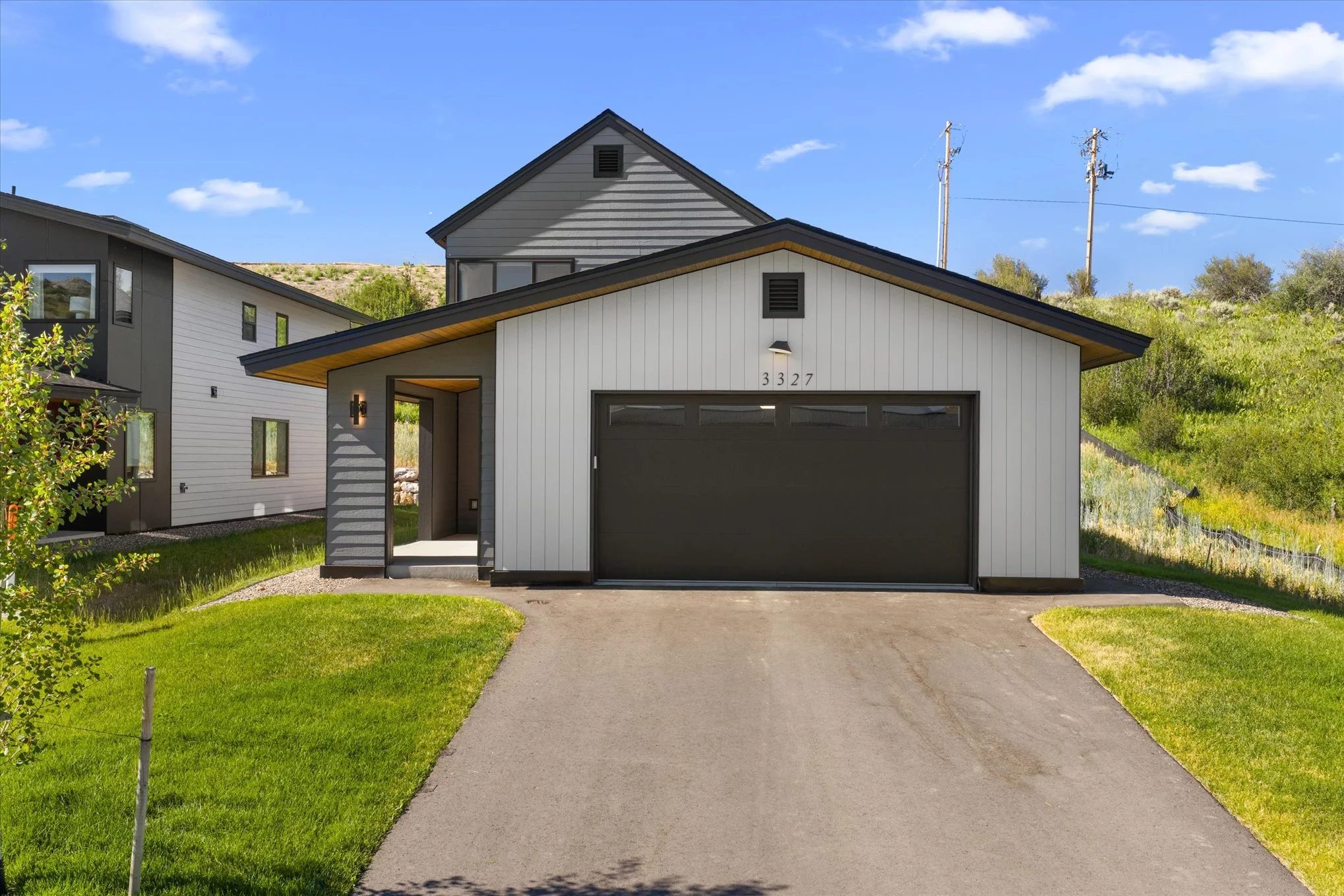26-3327 Emerson Trail.jpg