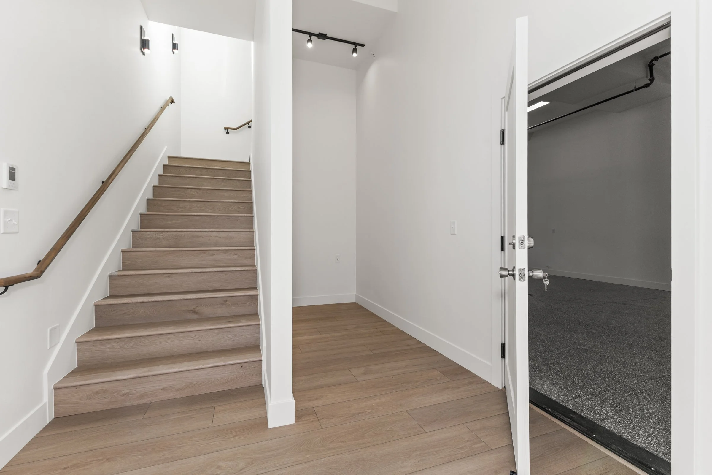 Marble Court unit 1- mls res-62.jpg