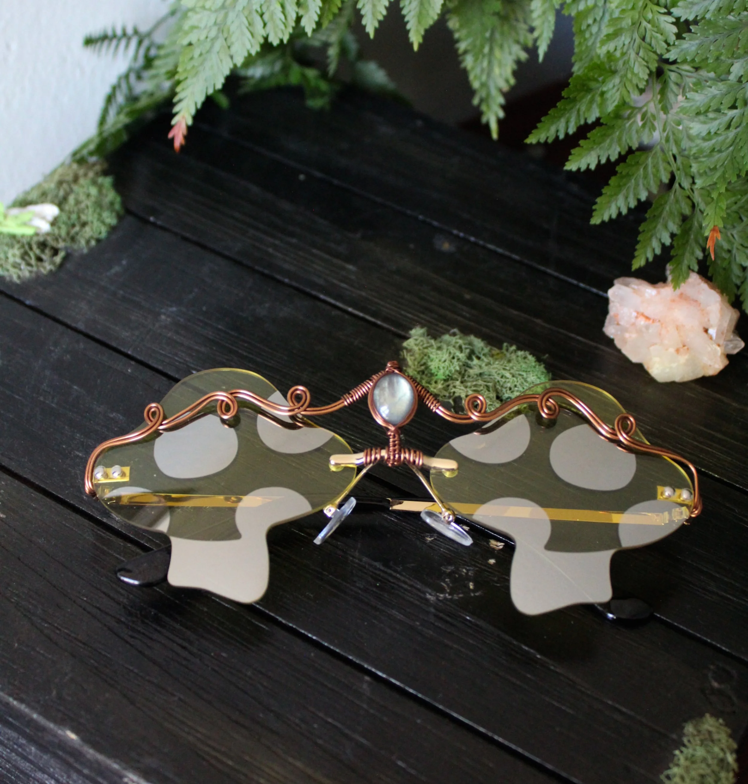 mushroom sunnies yellow labradorite.jpg