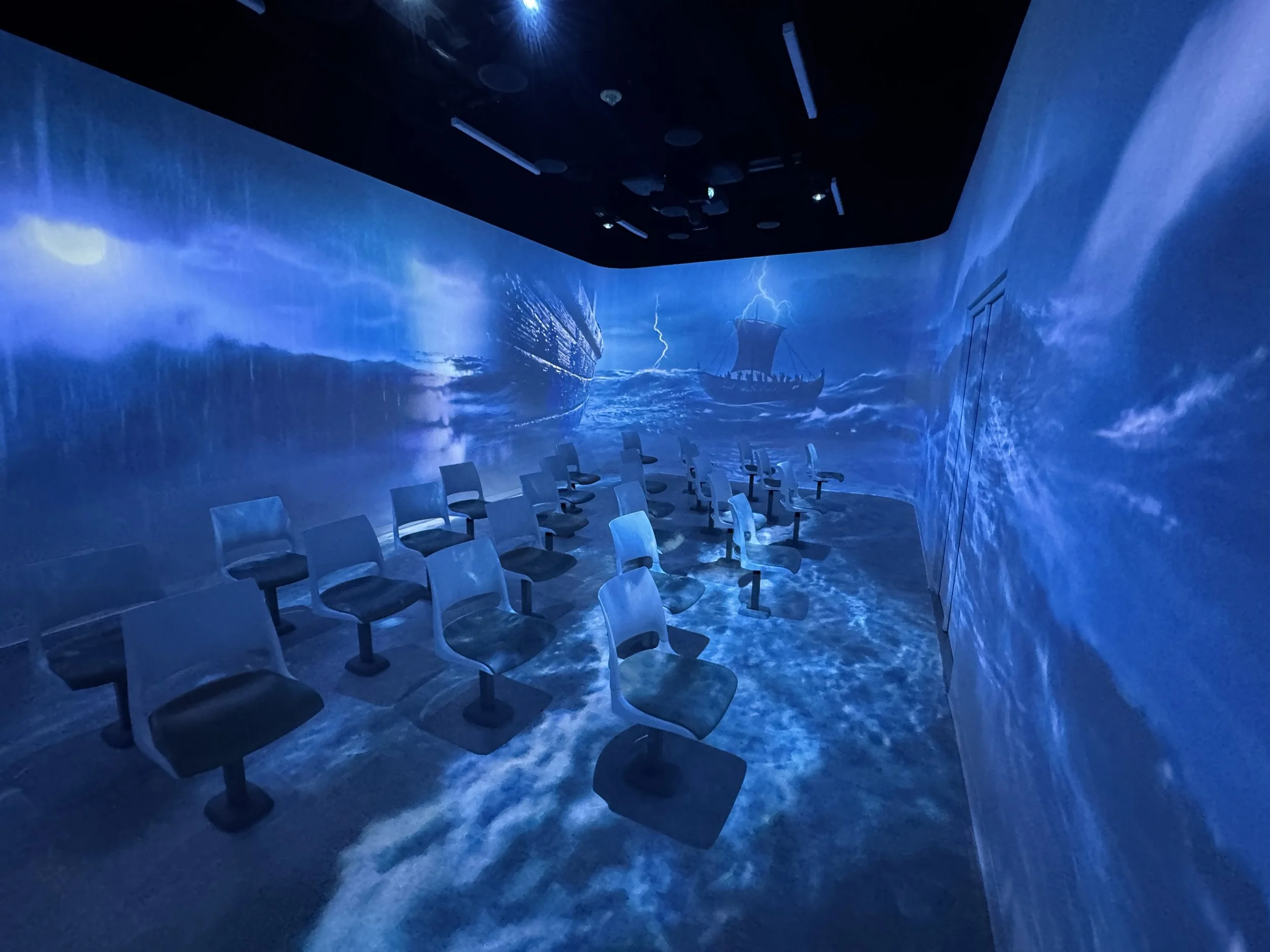 360 immersive video creation for an exhibit