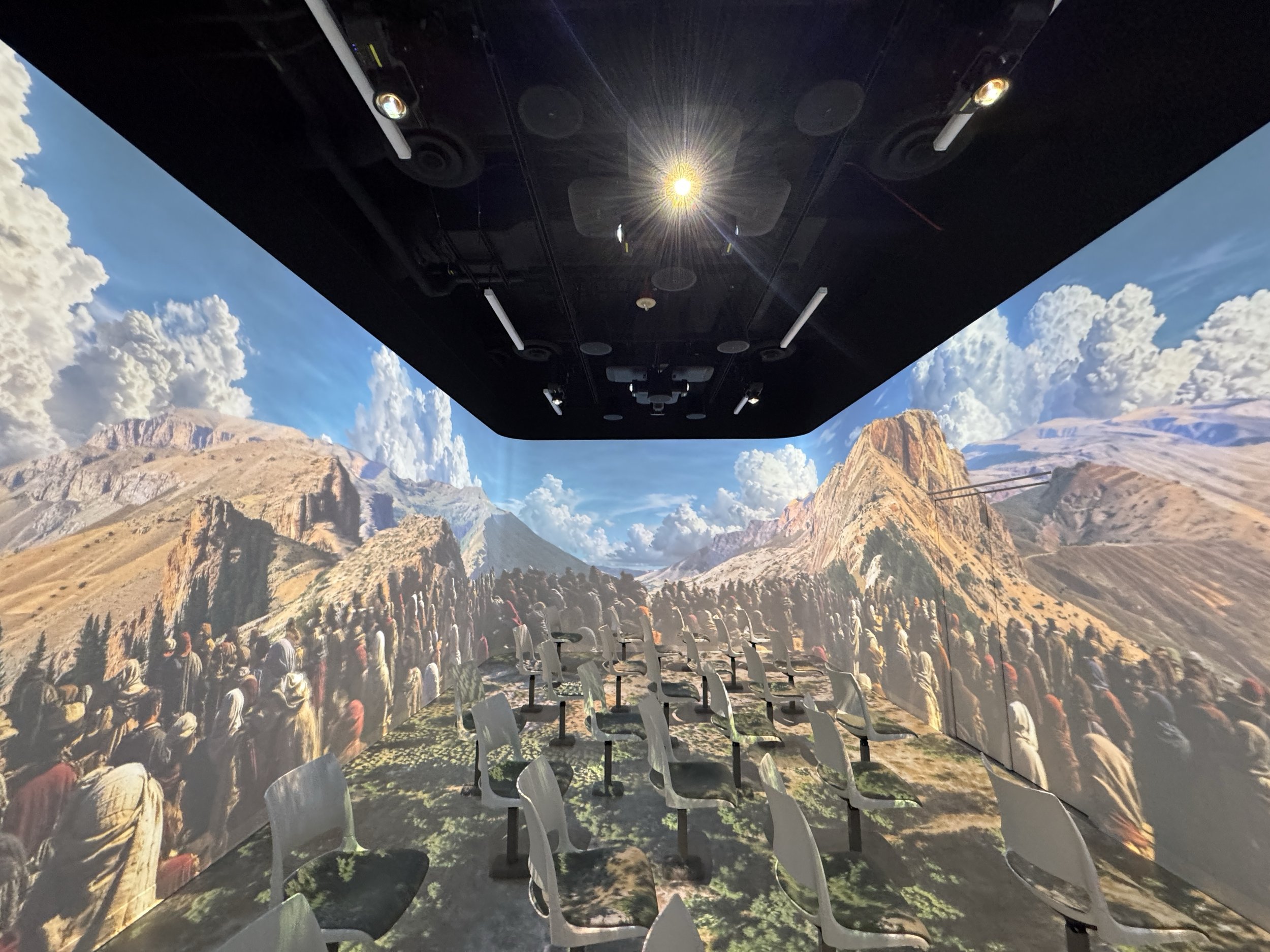 360 immersive experience video room