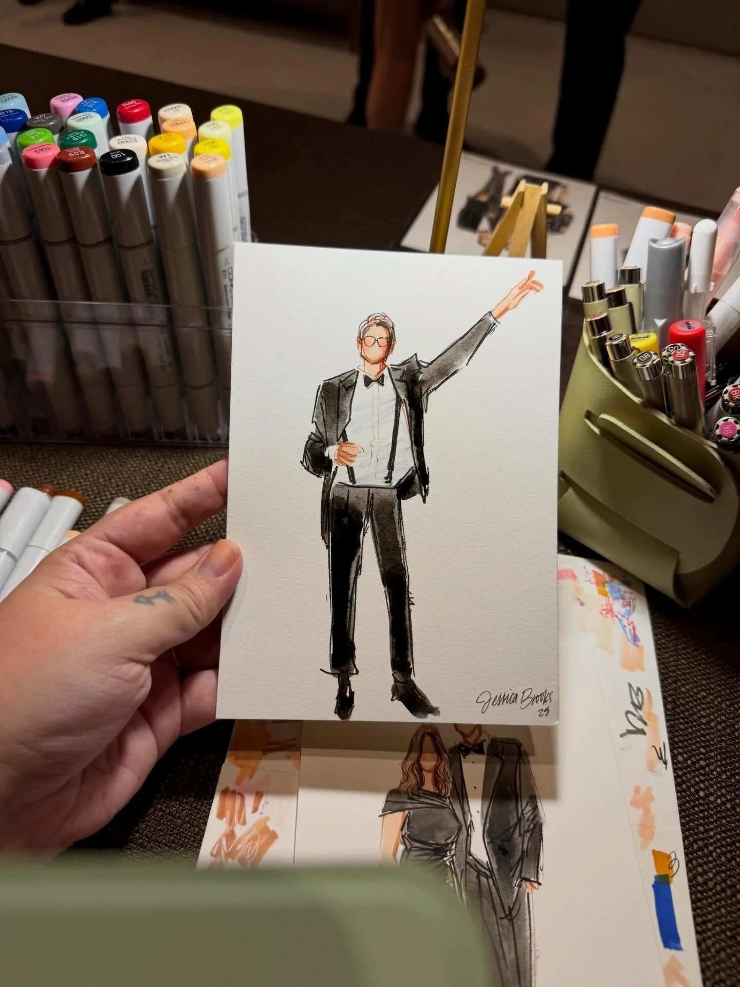 Loving all the poses for these guest portraits 🕺🏻

Artist: @jessicasebok_portraits 

[watercolor guest portraits, guest portraits, wedding favor, cloud studio agency, jessica sebok art]