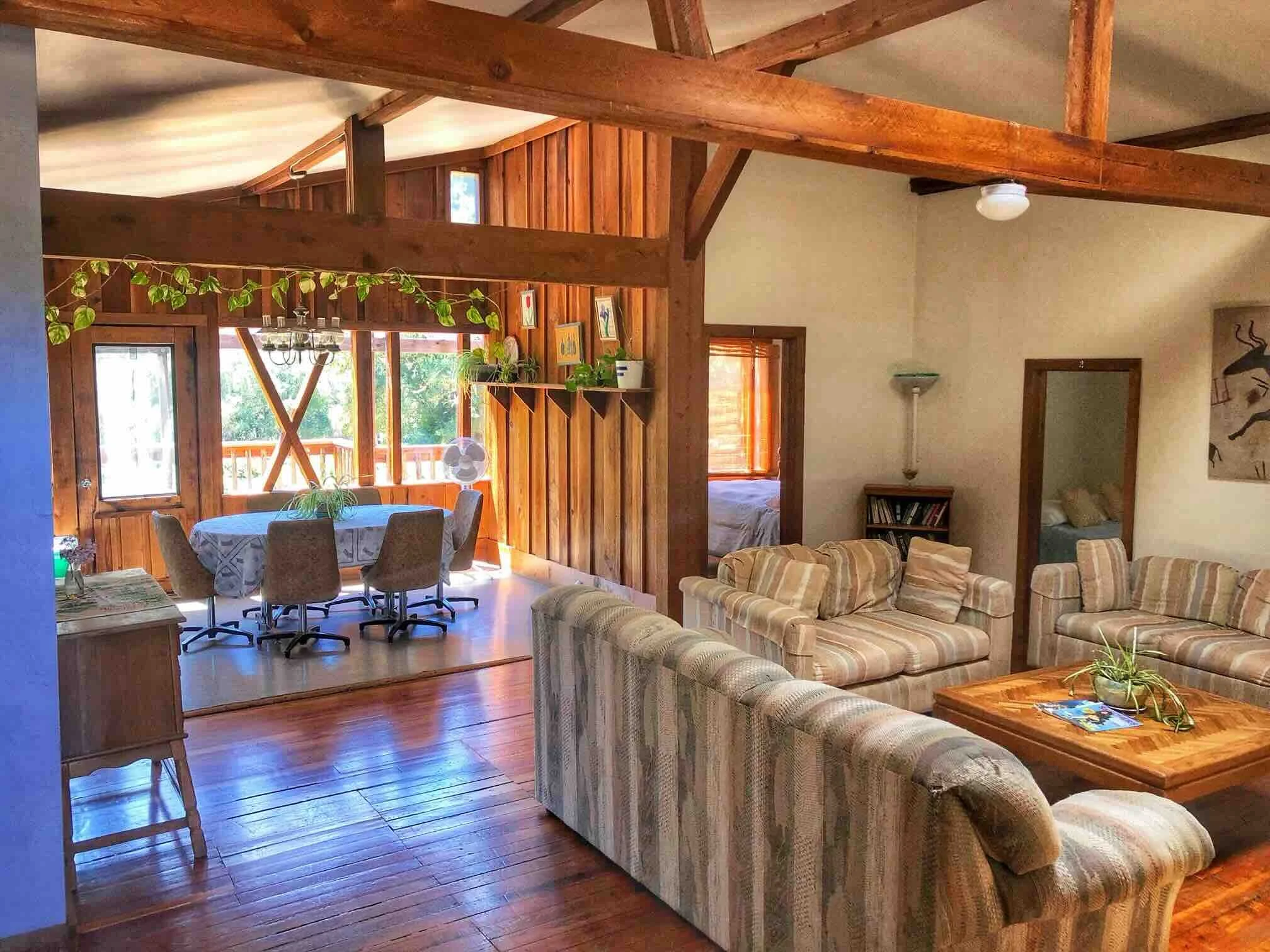 Manitou Lodge.jpeg