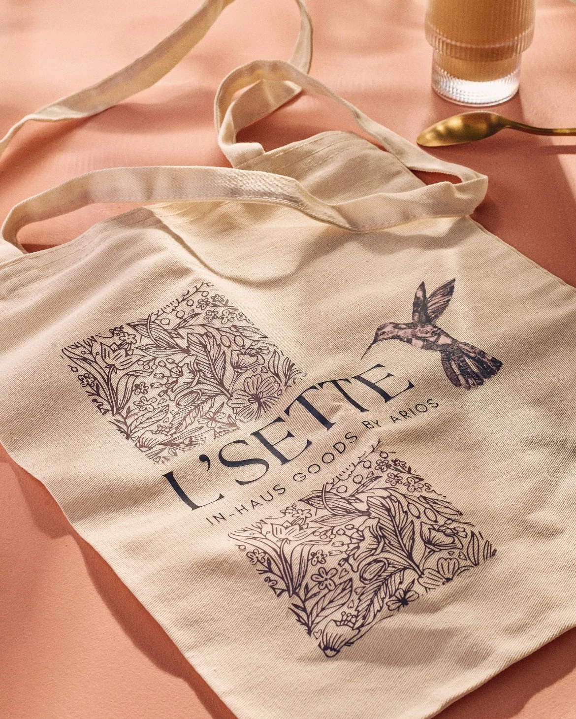 L'SETTE cloth tote.