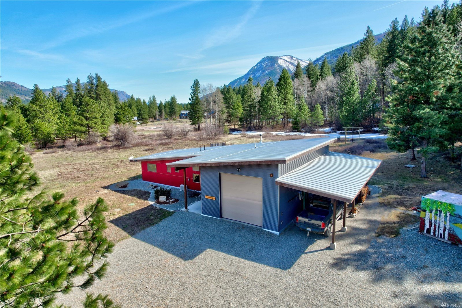 13 Frontage Road, Mazama
