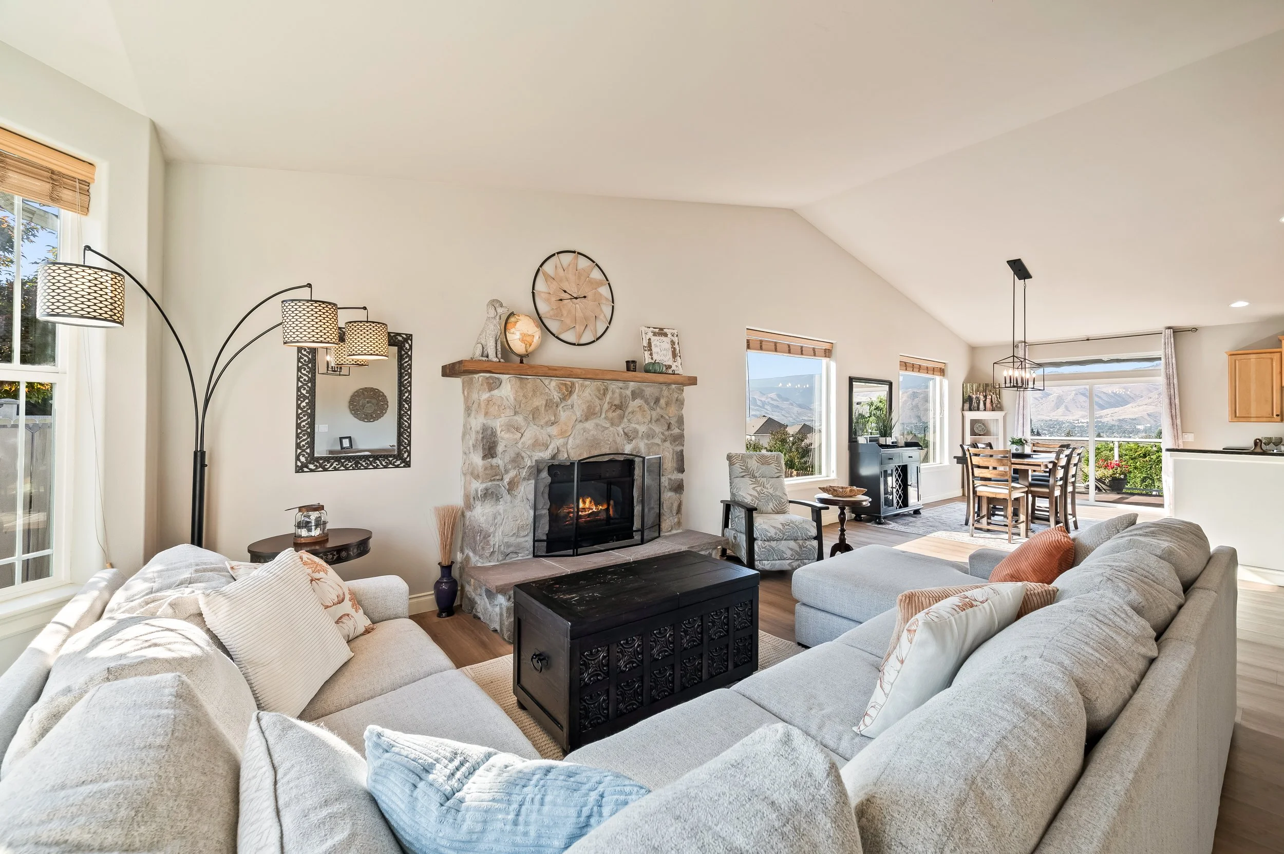 824_Briarwood_Terr_East_Wenatchee_DayClaridge Media-24.jpg