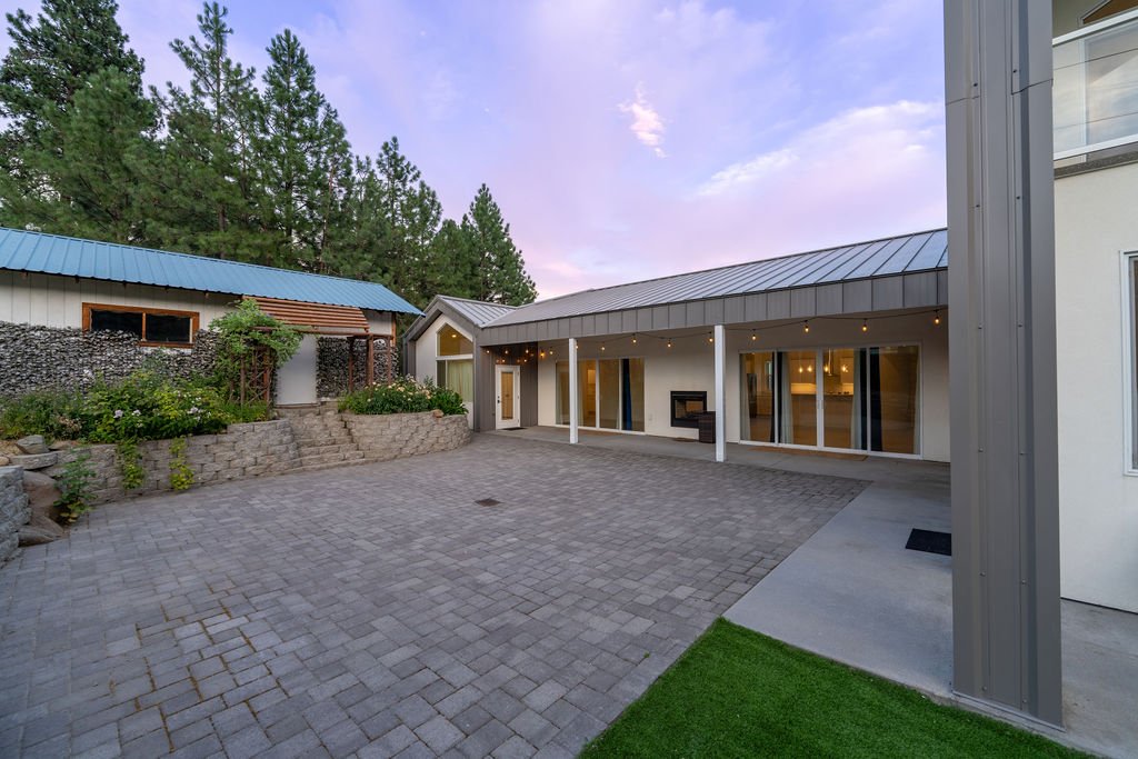 backyard 4.jpg