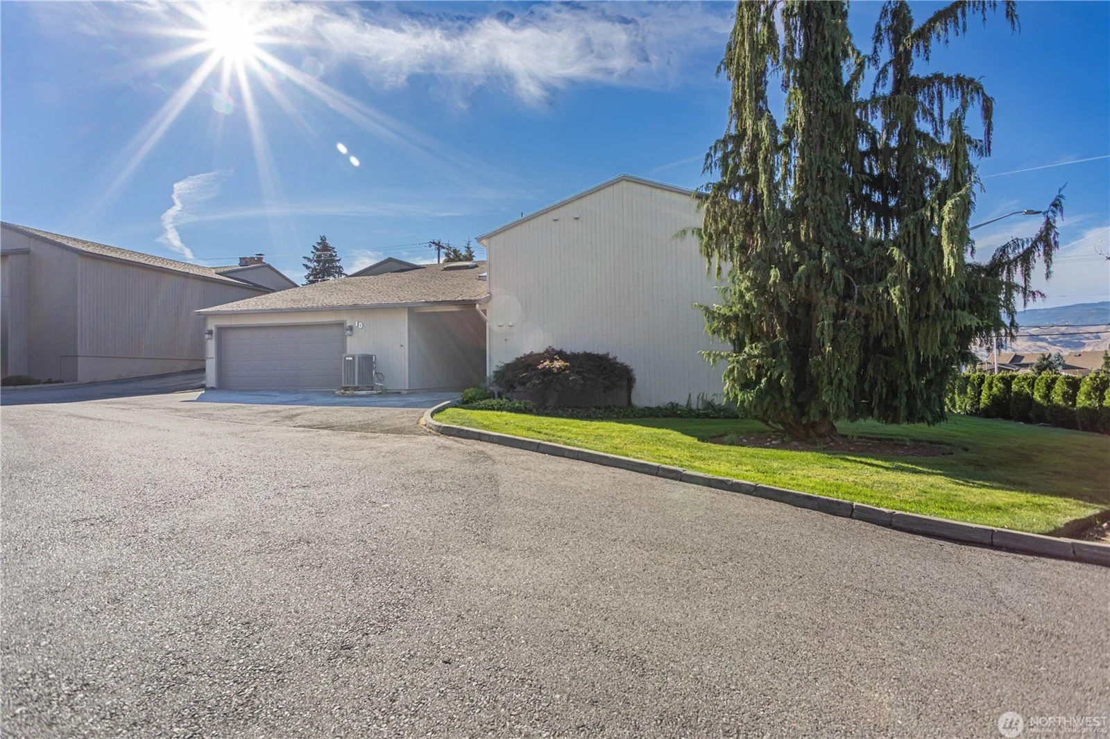 225 19TH St NE Unit #10, East Wenatchee, WA 98802