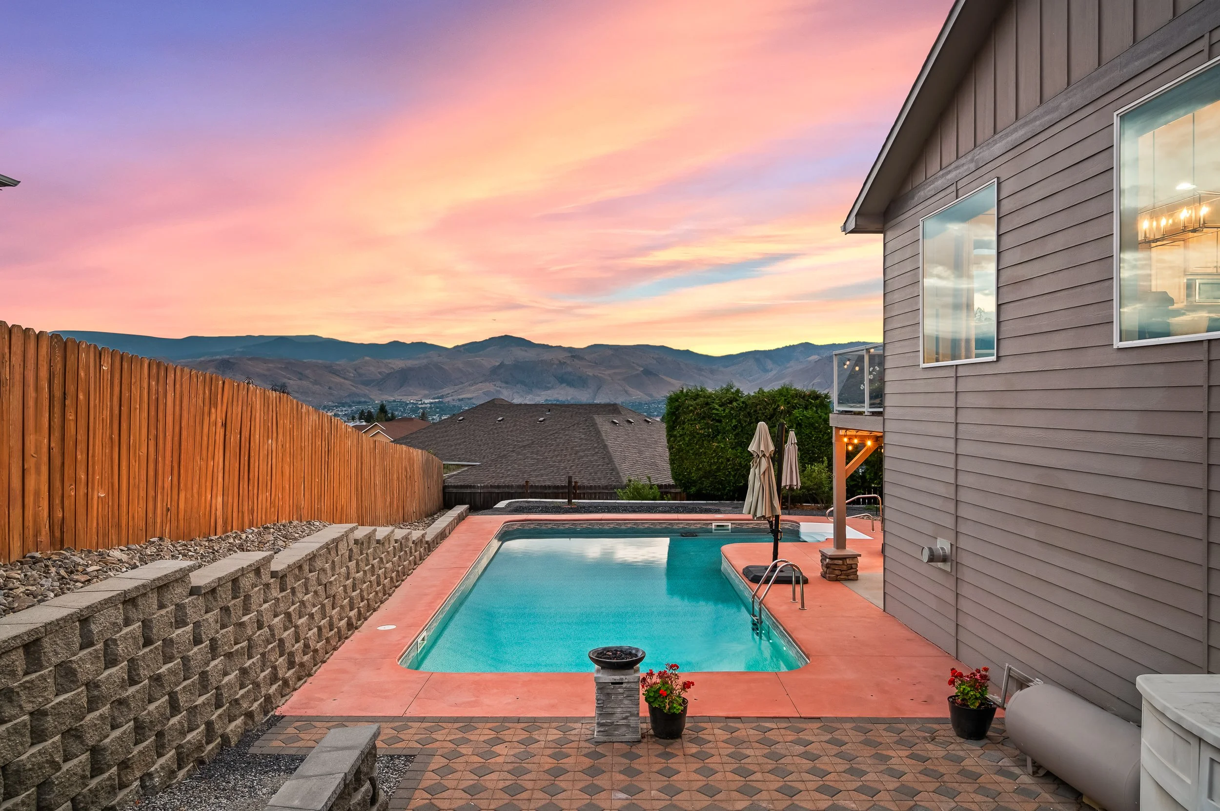 824_Briarwood_Terr_East_Wenatchee_Claridge_Media-112.jpg