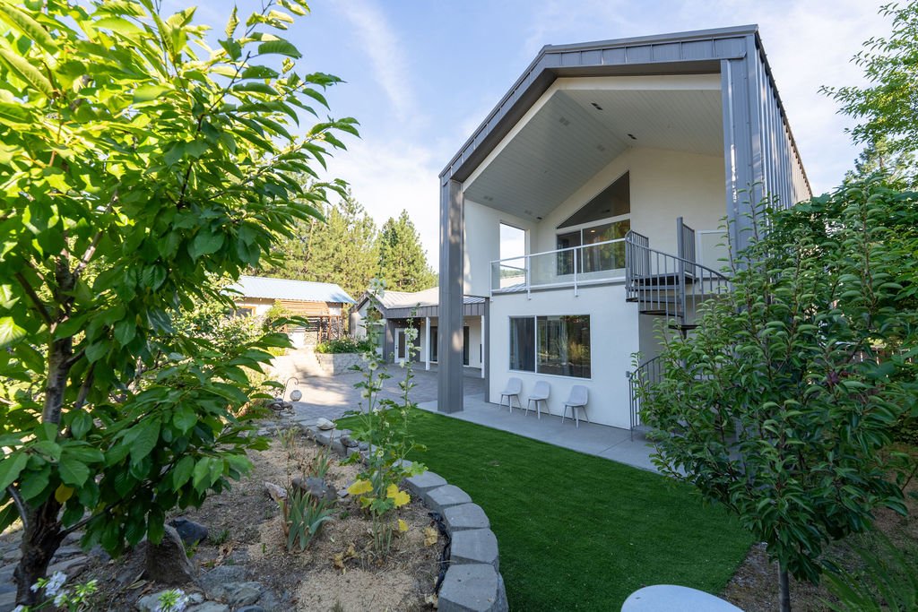 backyard 2.jpg