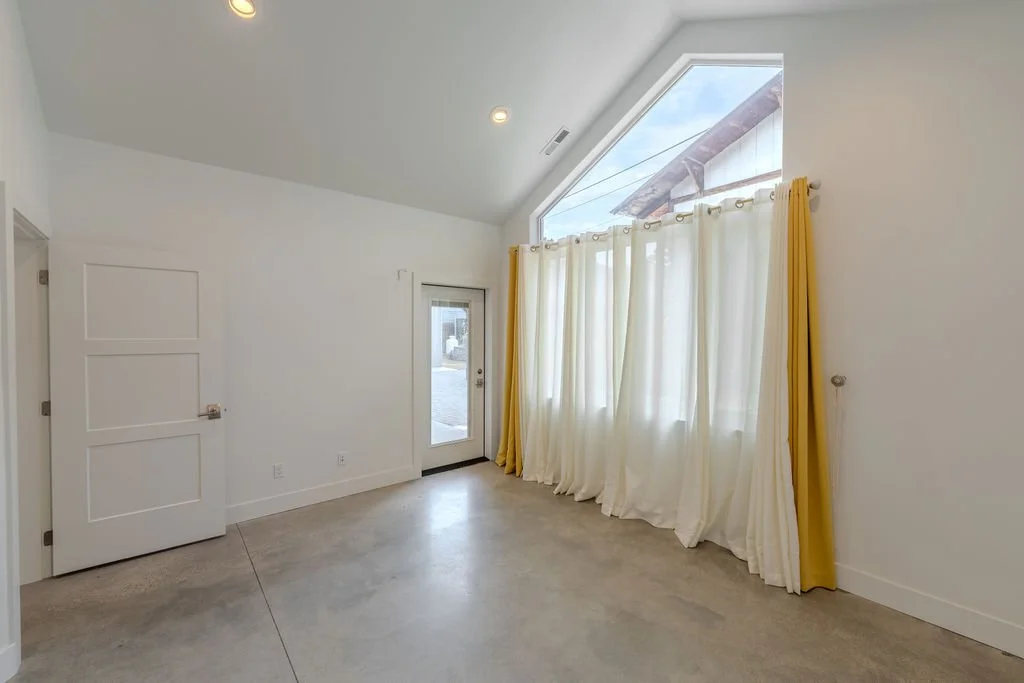 yellow bed 1.jpg
