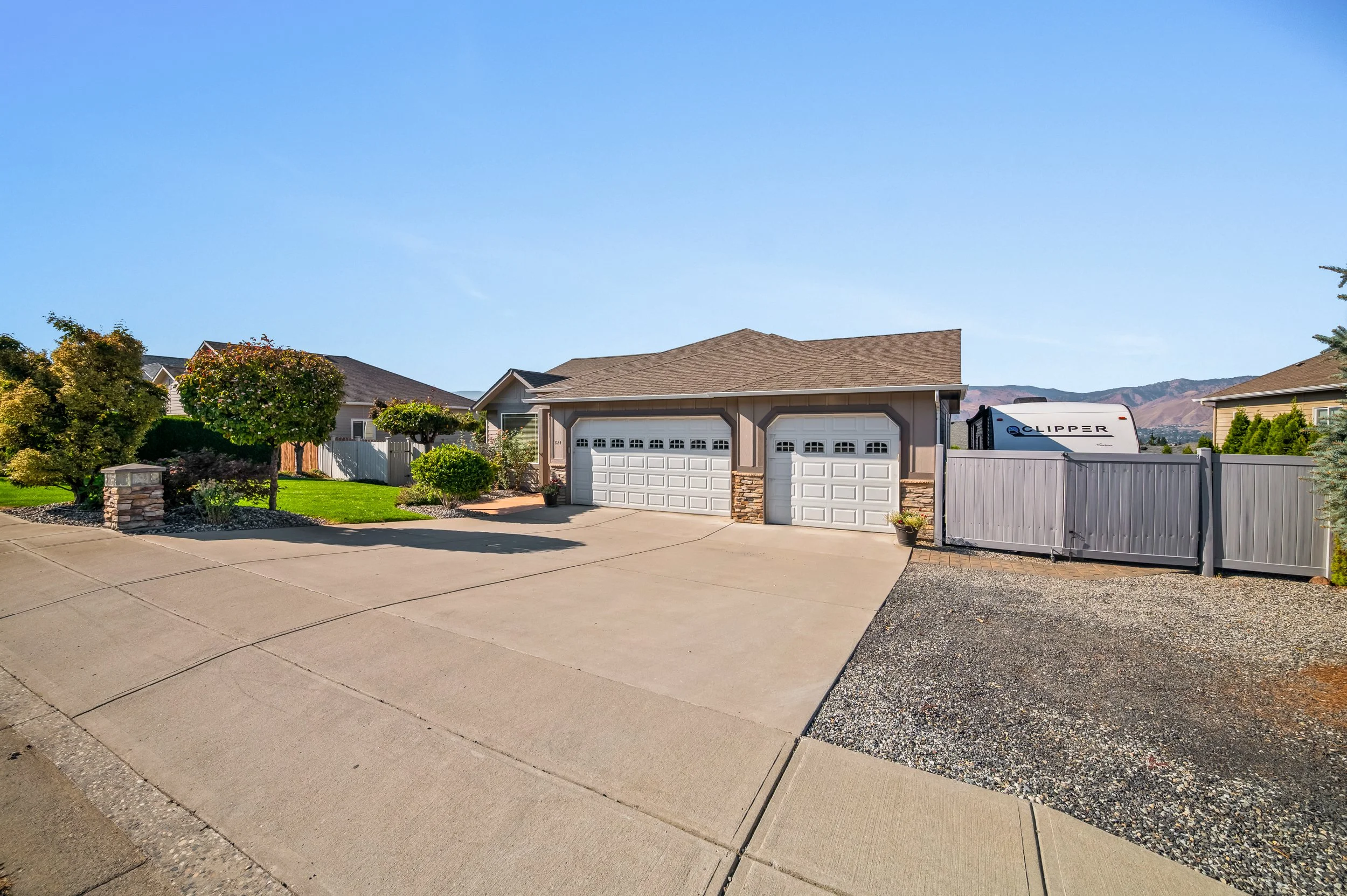 824_Briarwood_Terr_East_Wenatchee_DayClaridge Media-81.jpg