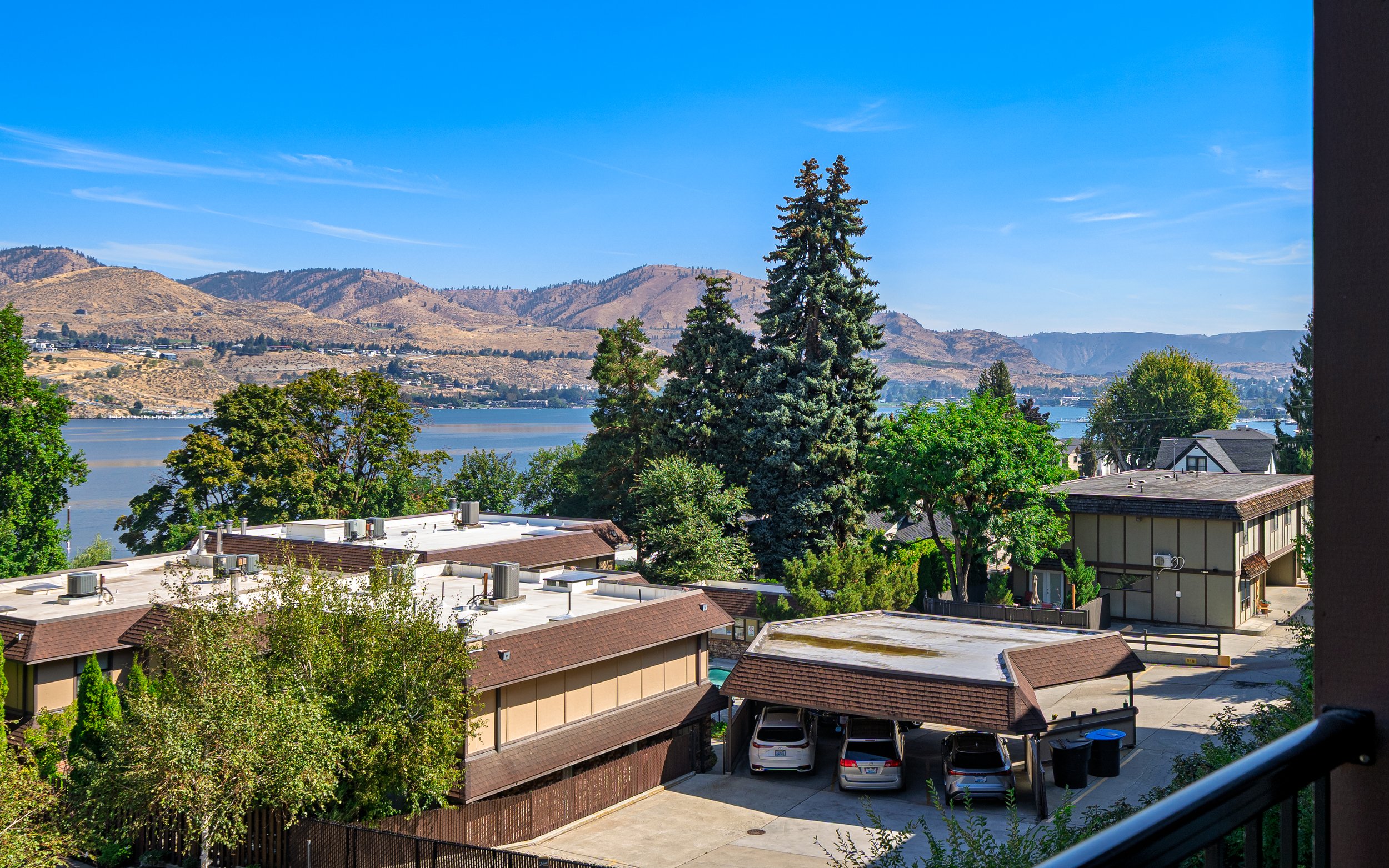 DSC09259-Edit.jpg