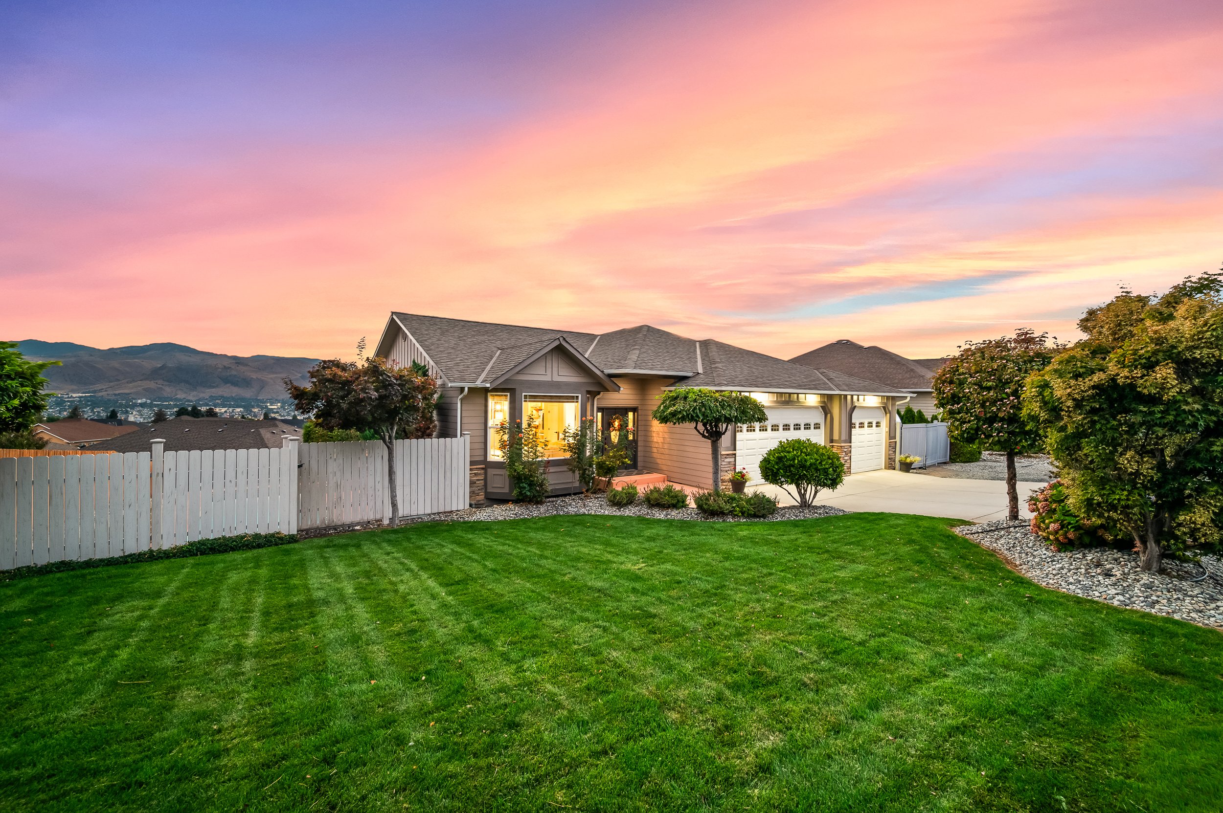 824_Briarwood_Terr_East_Wenatchee_Claridge_Media-118.jpg