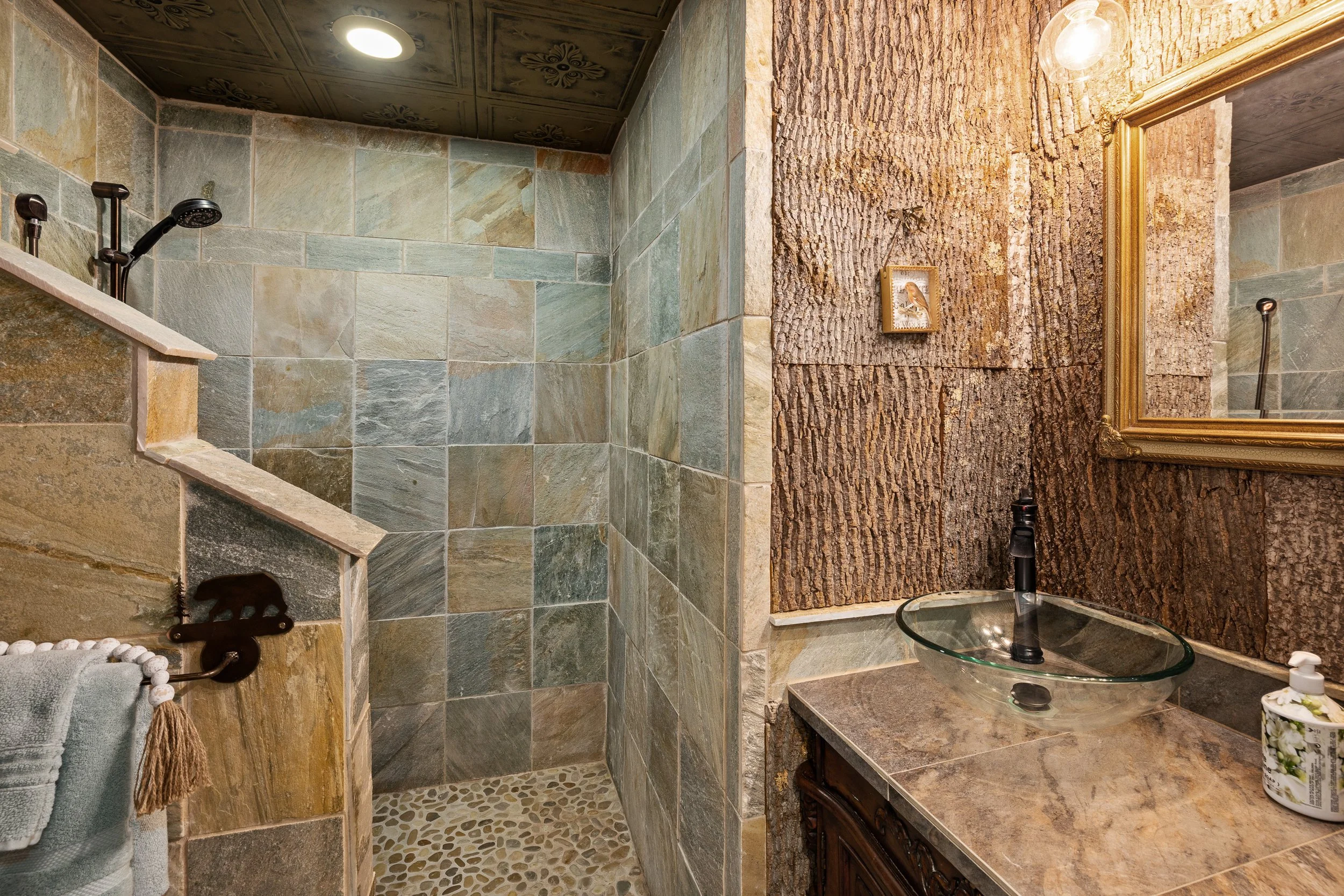 bath 1.jpg