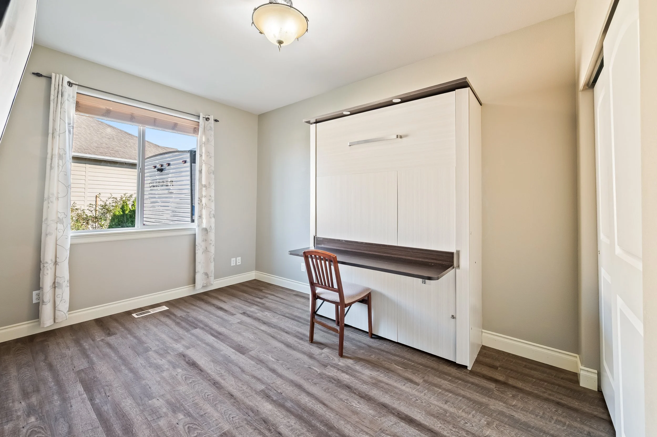 824_Briarwood_Terr_East_Wenatchee_DayClaridge Media-12.jpg