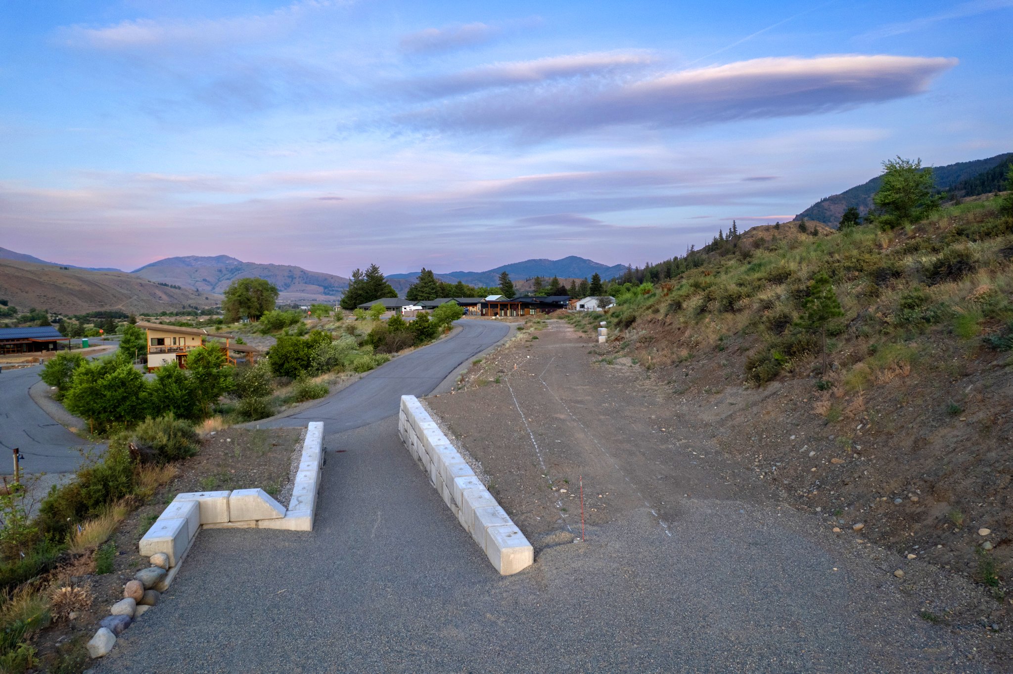 driveway both.jpg