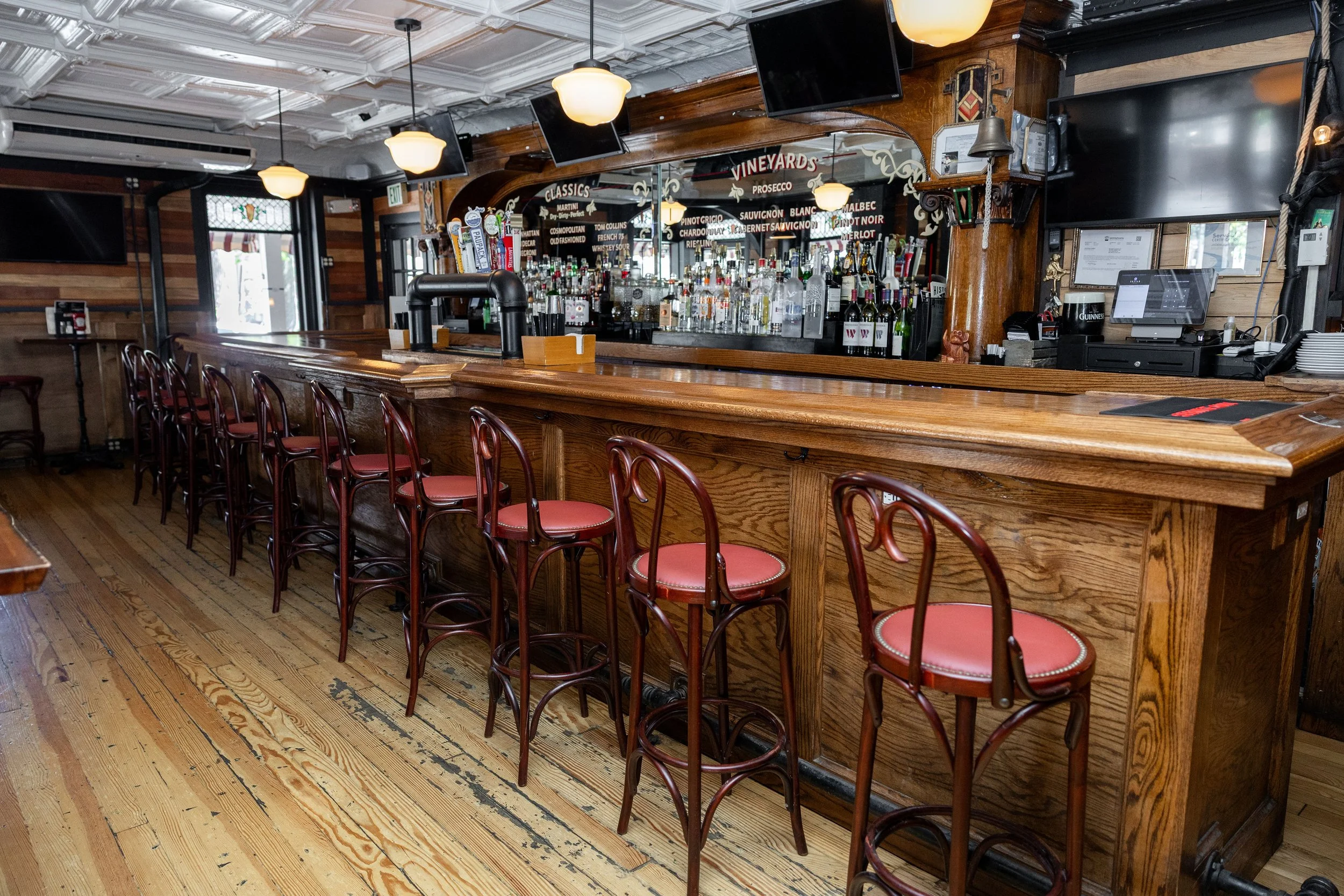 bar 2.jpg