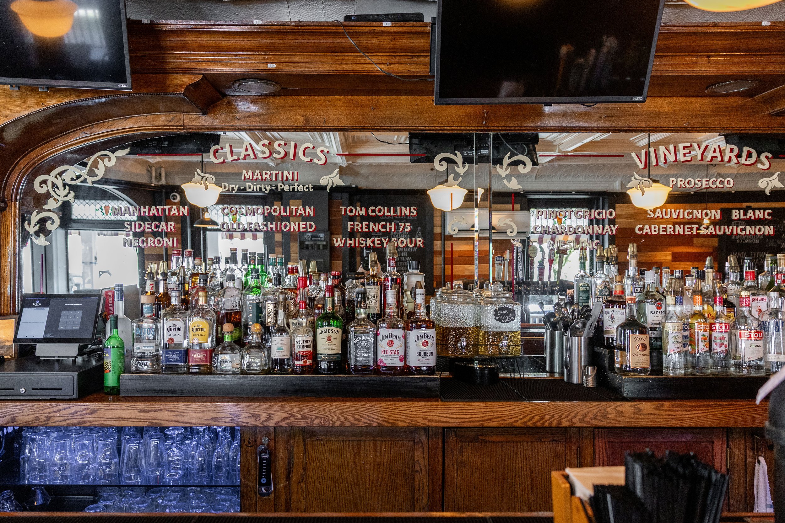 bar 3.jpg