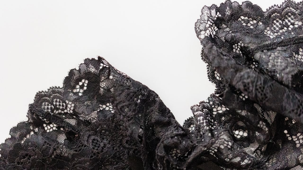 How Data and an Old Bra become agents of change