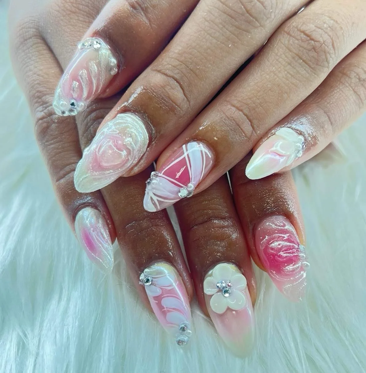 Art is all in the details💅💖
.
.
.
.
.
.
.
.
.
#sanmarcosnails #sdnails #sandiegonails #760nails #naillove #nailsonfleek #nailart #naildesigns #nailfashion #nailsofinstagram #naturalnails #nailtech #nailtrends #nailinspo #nailblogger #nailgame #nail