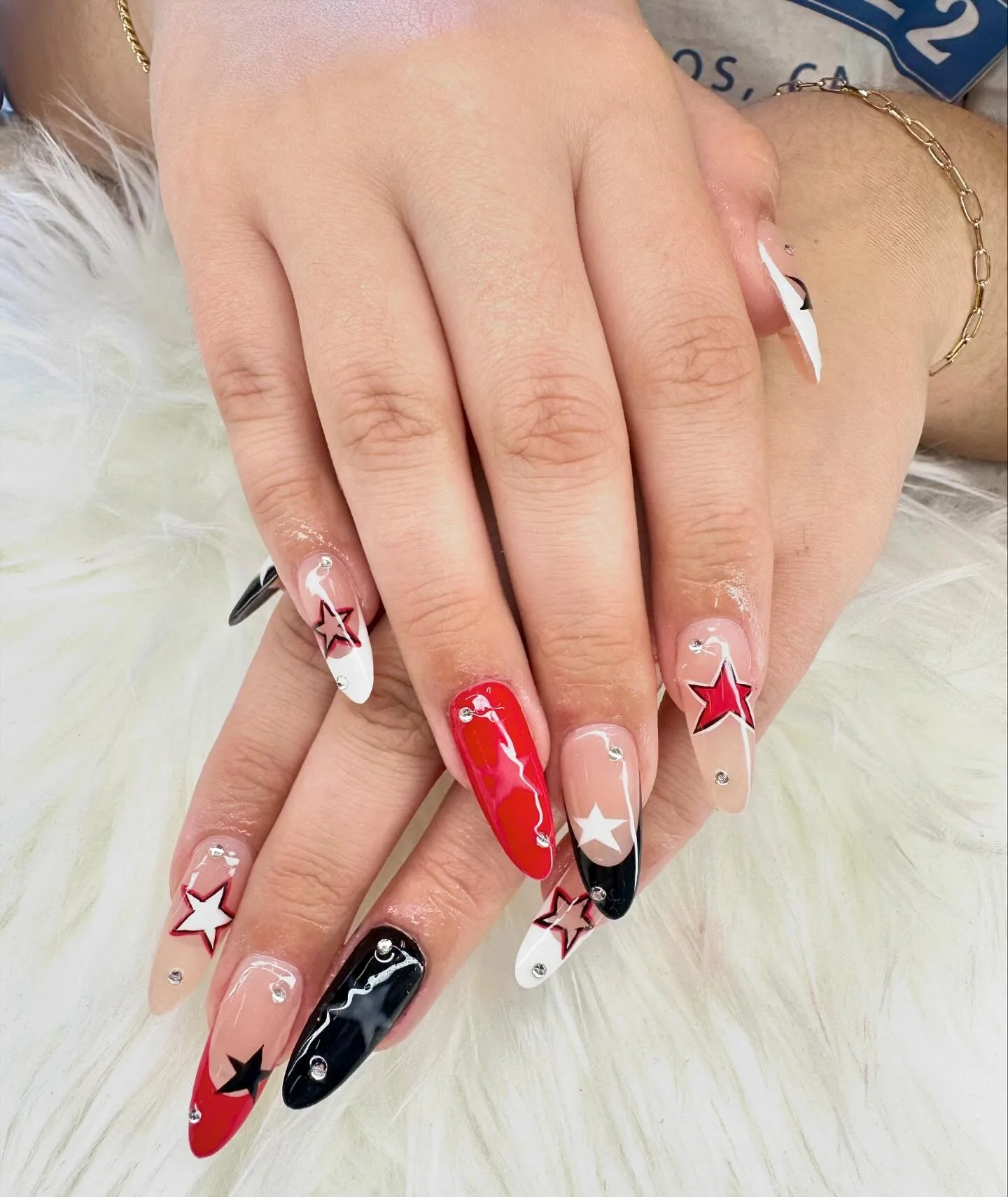 Should be performing at Coachella with these rockstar nails💅🎸💖
.
.
.
.
.
.
.
.
.
#sanmarcosnails #sdnails #sandiegonails #760nails #naillove #nailsonfleek #nailart #naildesigns #nailfashion #nailsofinstagram #naturalnails #nailtech #nailtrends #na