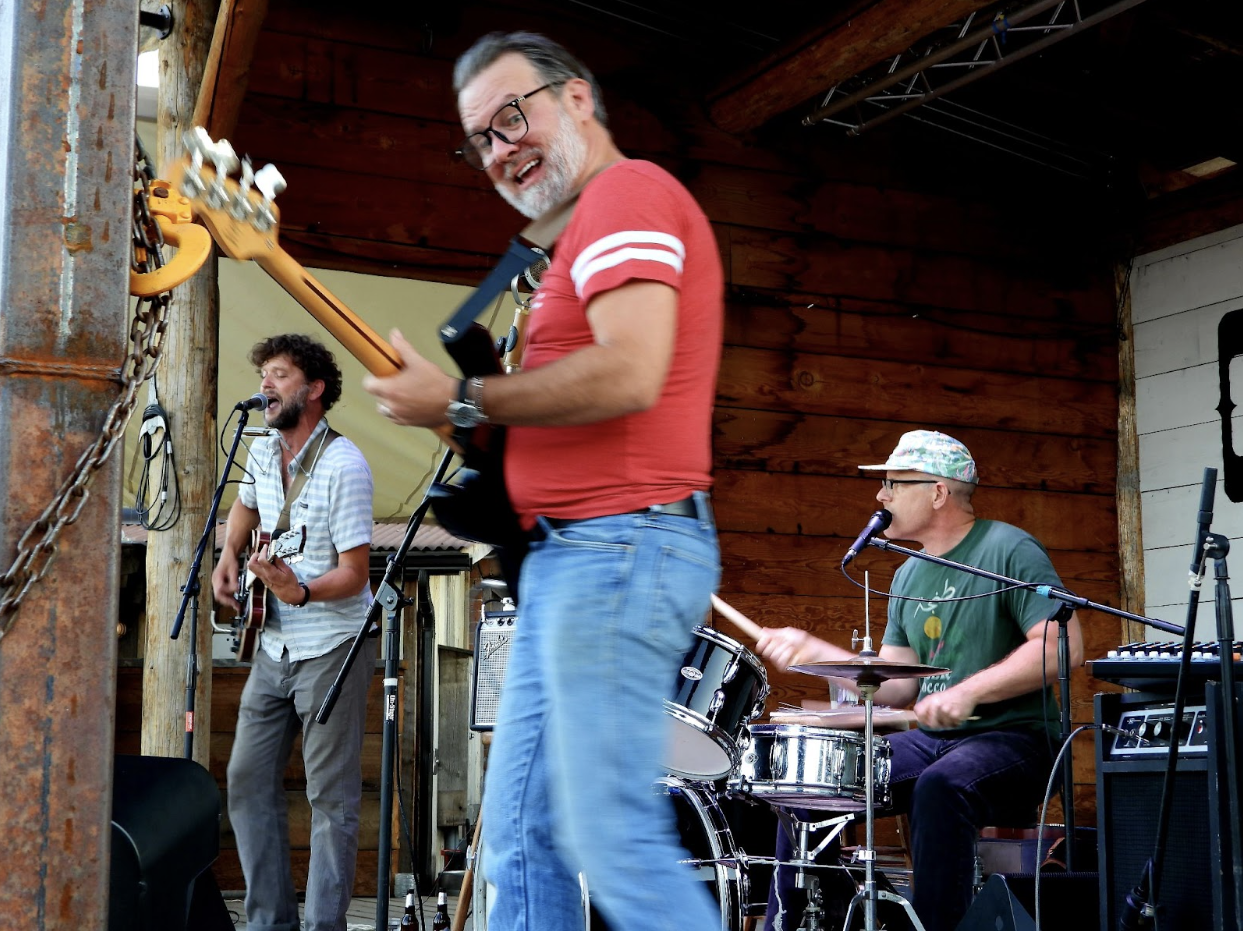 SUMMER OUTDOOR CONCERT SERIES: maple