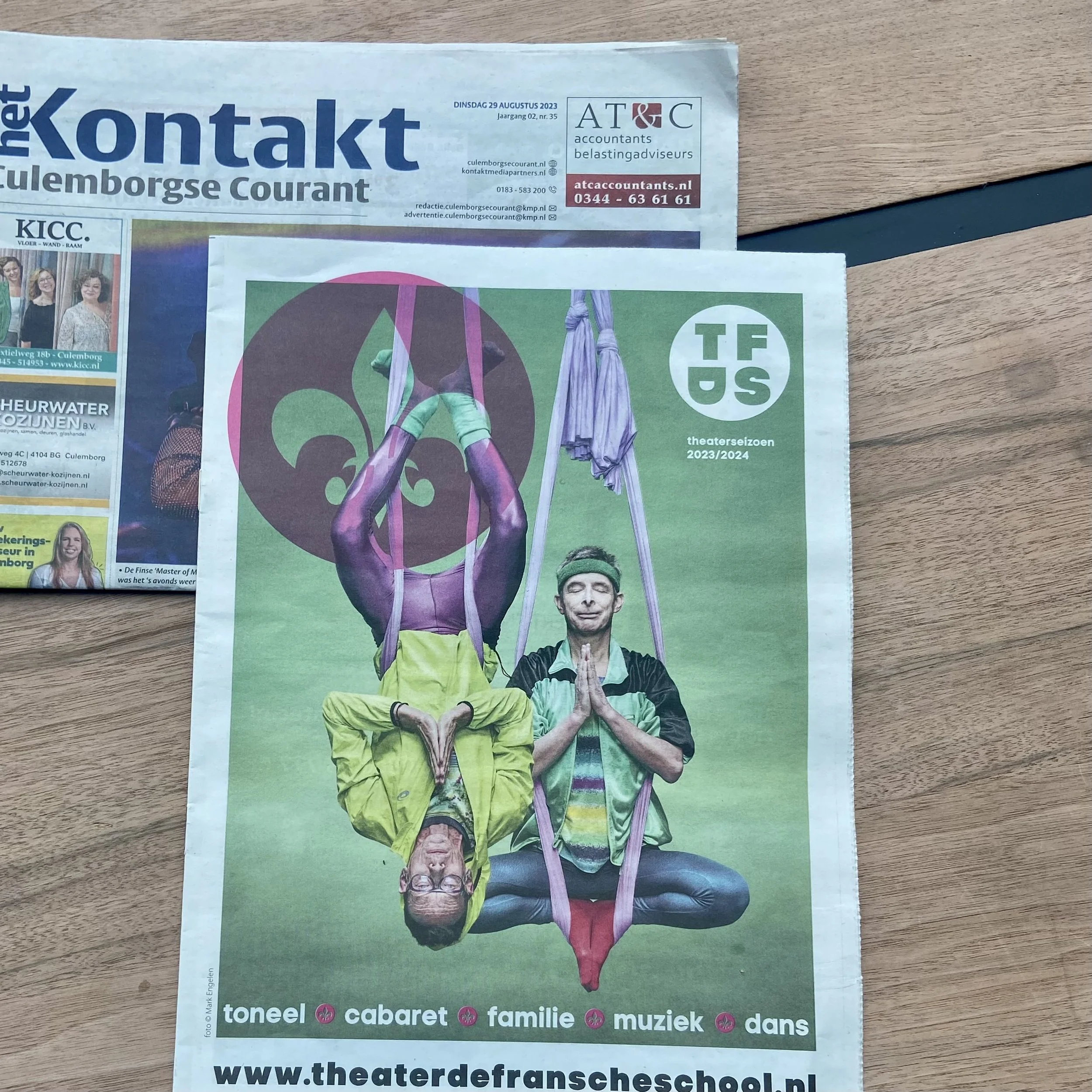 Theaterkrant seizoen 23-24 ligt in de bus!