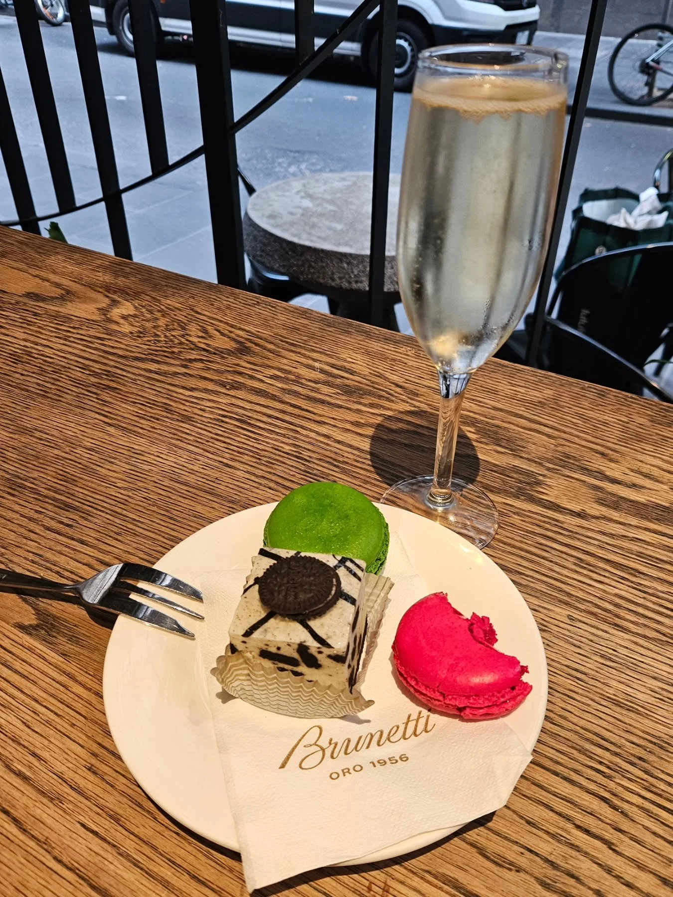 It's all about balance. Visiting Melbourne a little editing, a little writing, a little catching up with friends and family.