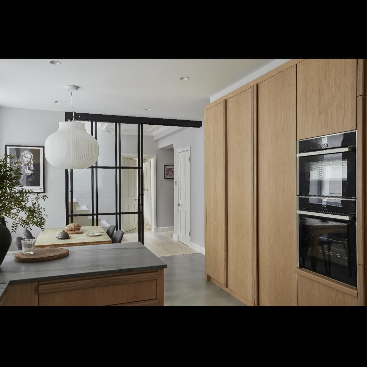 T r a n s f o r m a t i o n  T u e s d a y

After and before shots of our recently completed Kensington project. 

We increased the kitchen area by moving the internal structural wall, unified the window apertures to flood the room with natural light