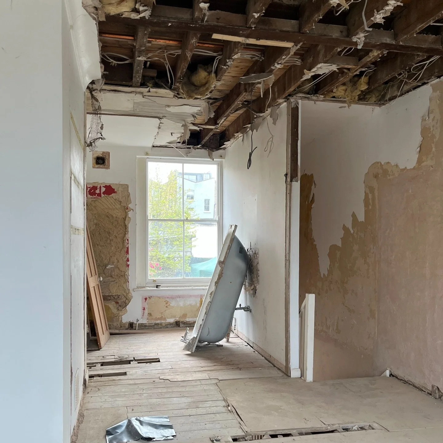 A look behind the process👀

Current site progress, elevations drawn up by us, and an early preview of the finishes.

Exciting to see the vision moving from drawing to reality👏🏼

#siteprogress #interiordesign #interiordesigner #projectupdate