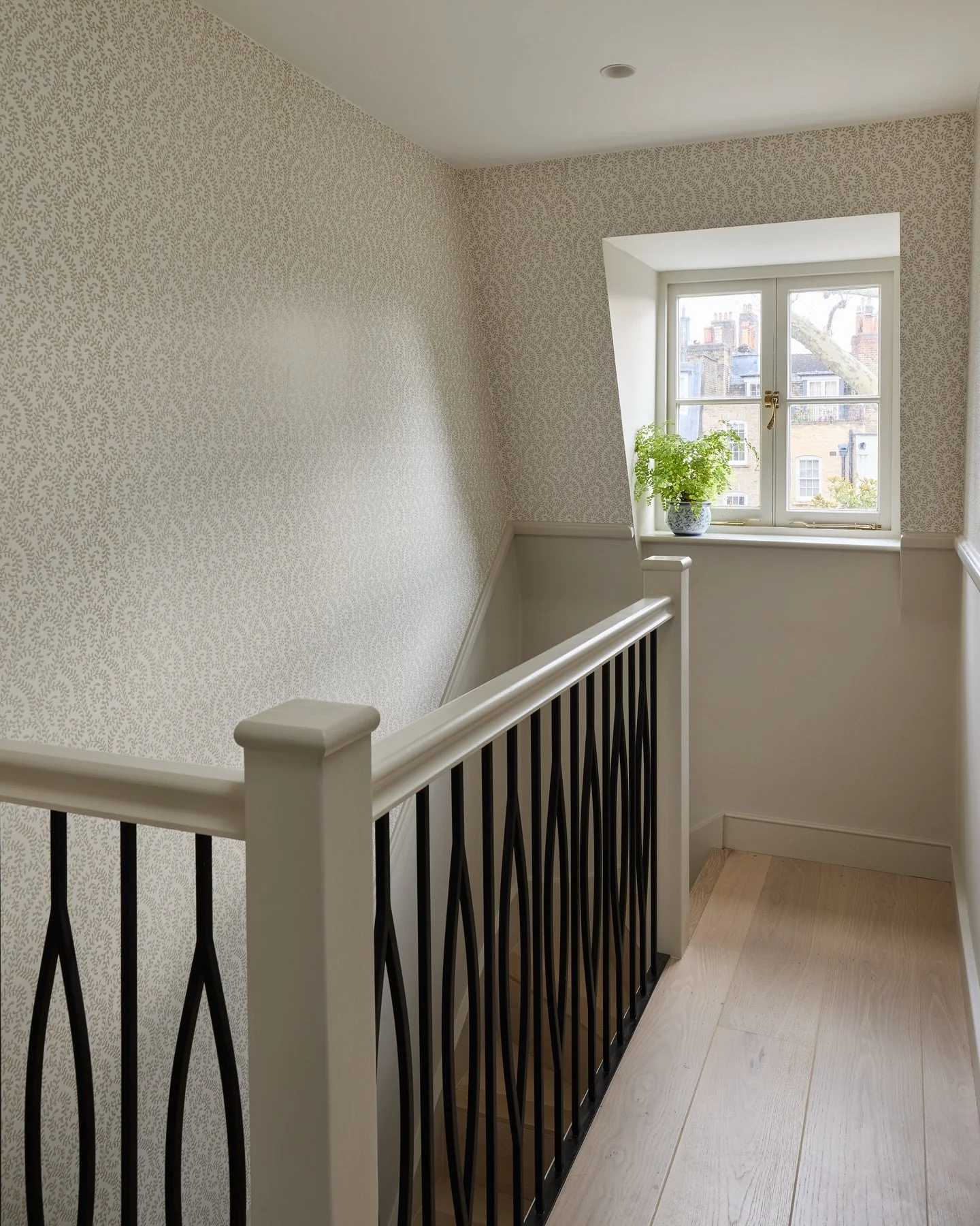 From tired to timeless✨

This landing has had a serious glow-up! What was once a dull, dated and forgotten landing is now a bright, modern and charming space. 

We brought this landing back to life with fresh new stair railing, the addition of a time