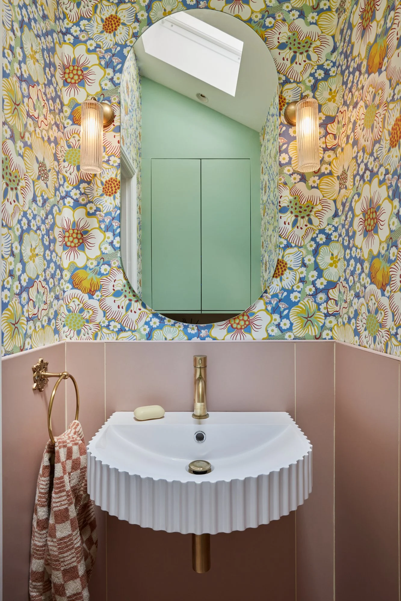 Acton family home — Lomax & Chi Design House