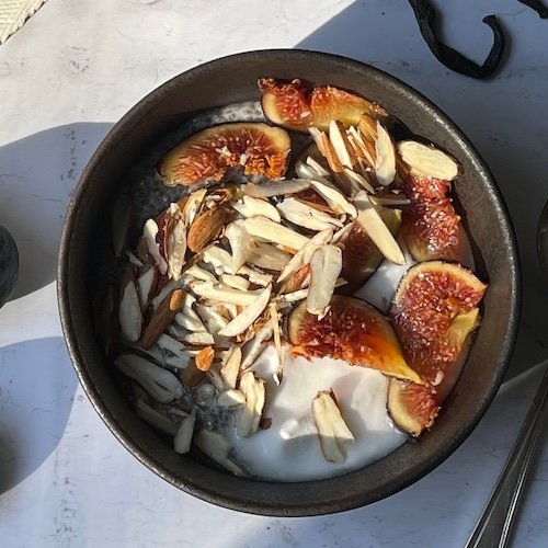 Calcium-rich vanilla chia, figs, almonds by Sonnda Catto, Nutritionist, Glasgow, Scotland